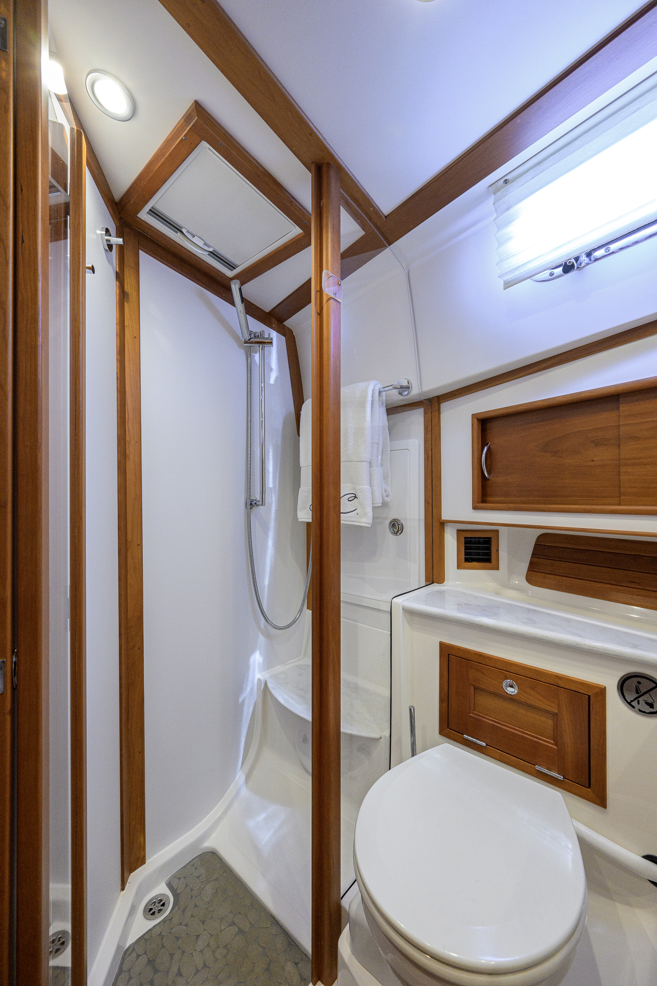 SeaC yacht photo 123