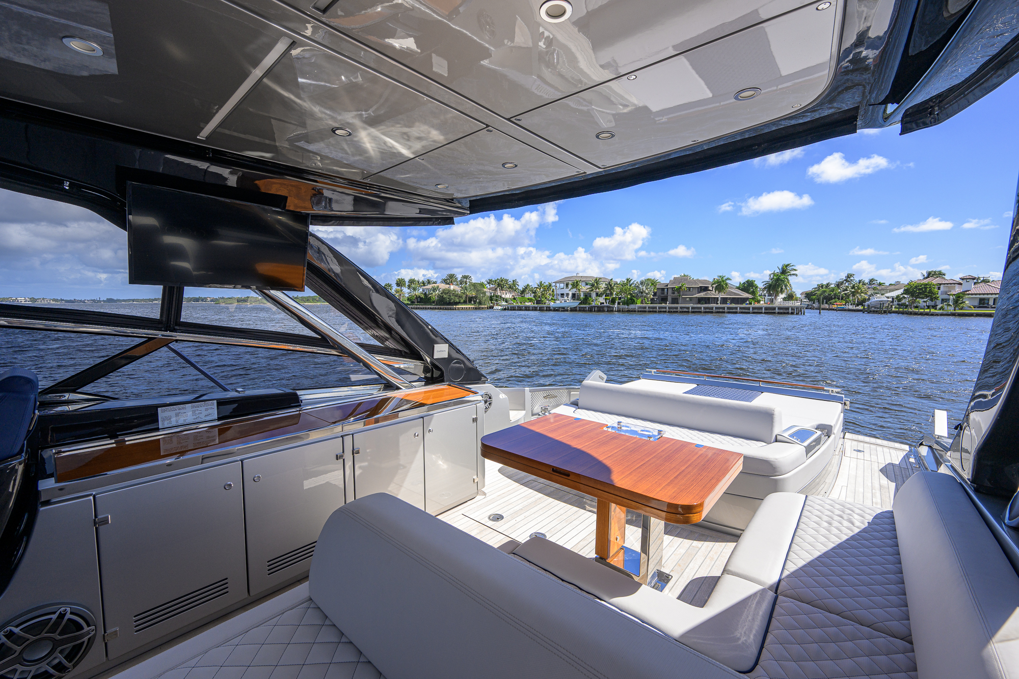 Angelamar yacht photo 38