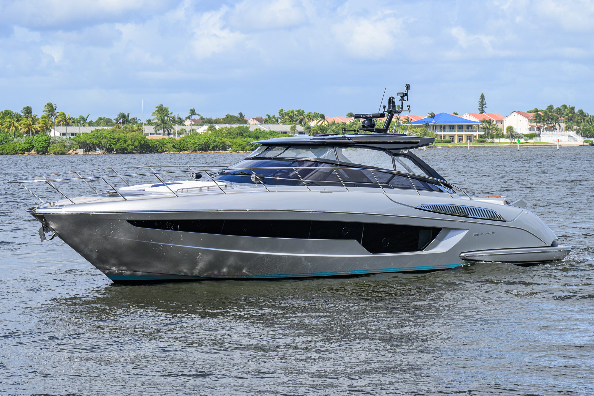 Angelamar yacht photo 9