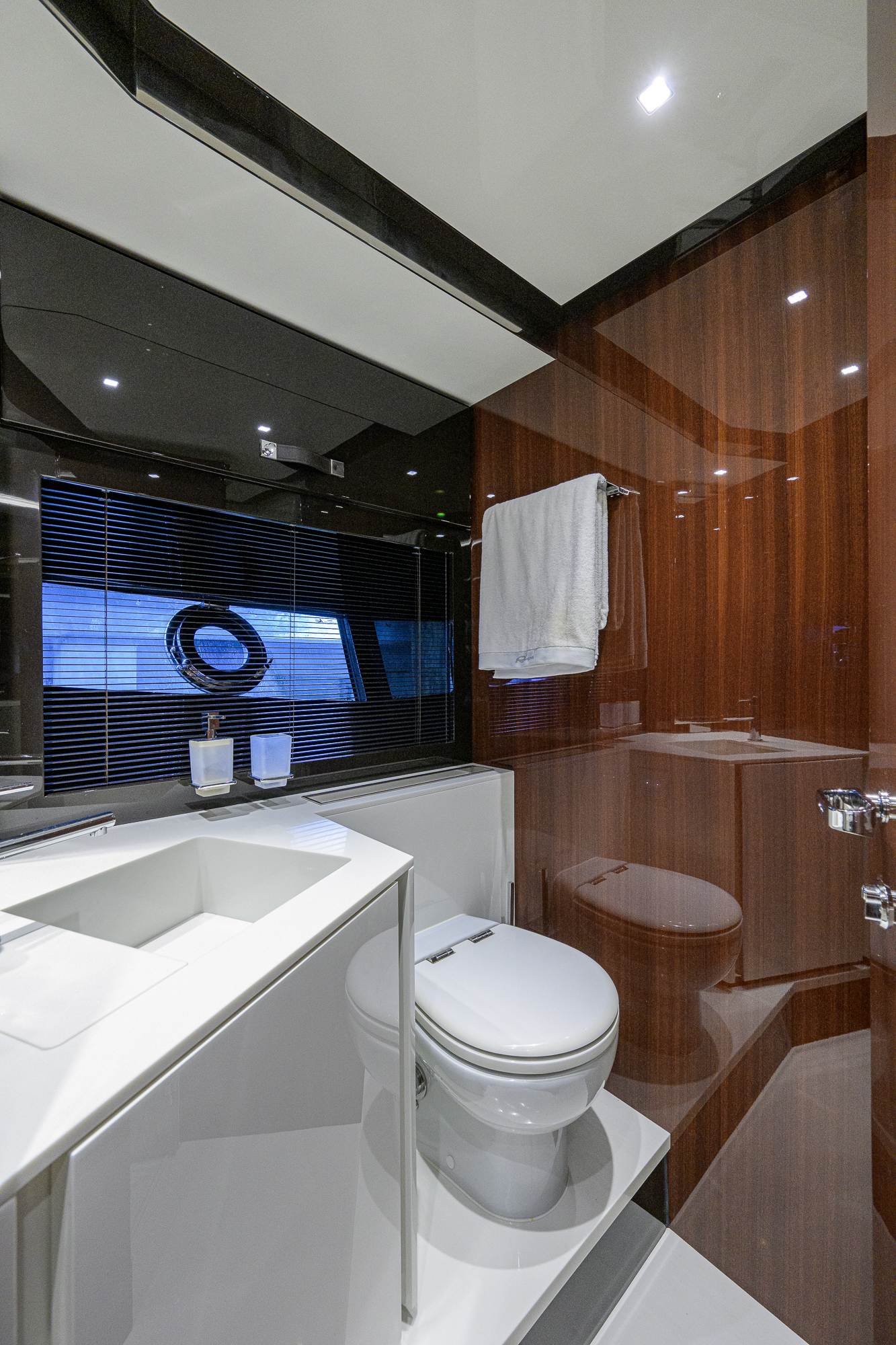 Angelamar yacht photo 88