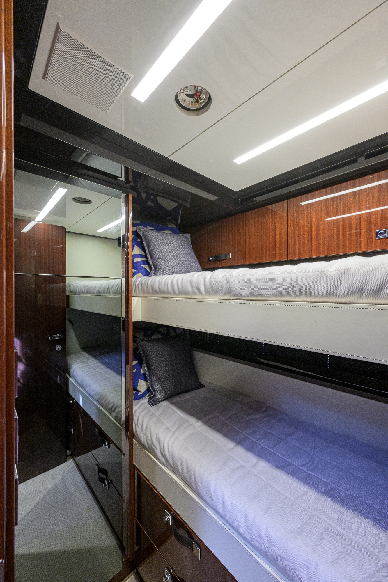 Angelamar yacht photo 92