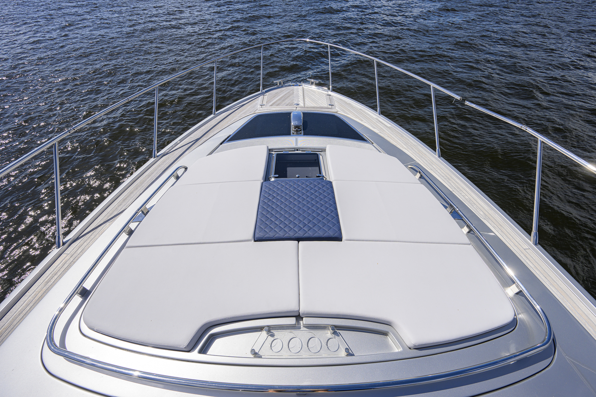 Angelamar yacht photo 27