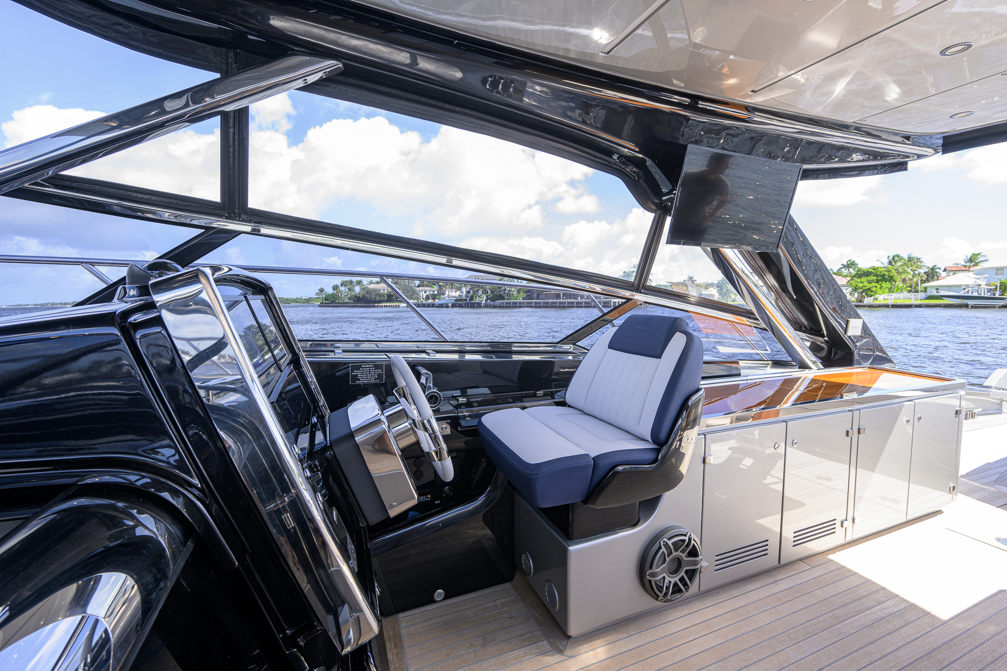 Angelamar yacht photo 81