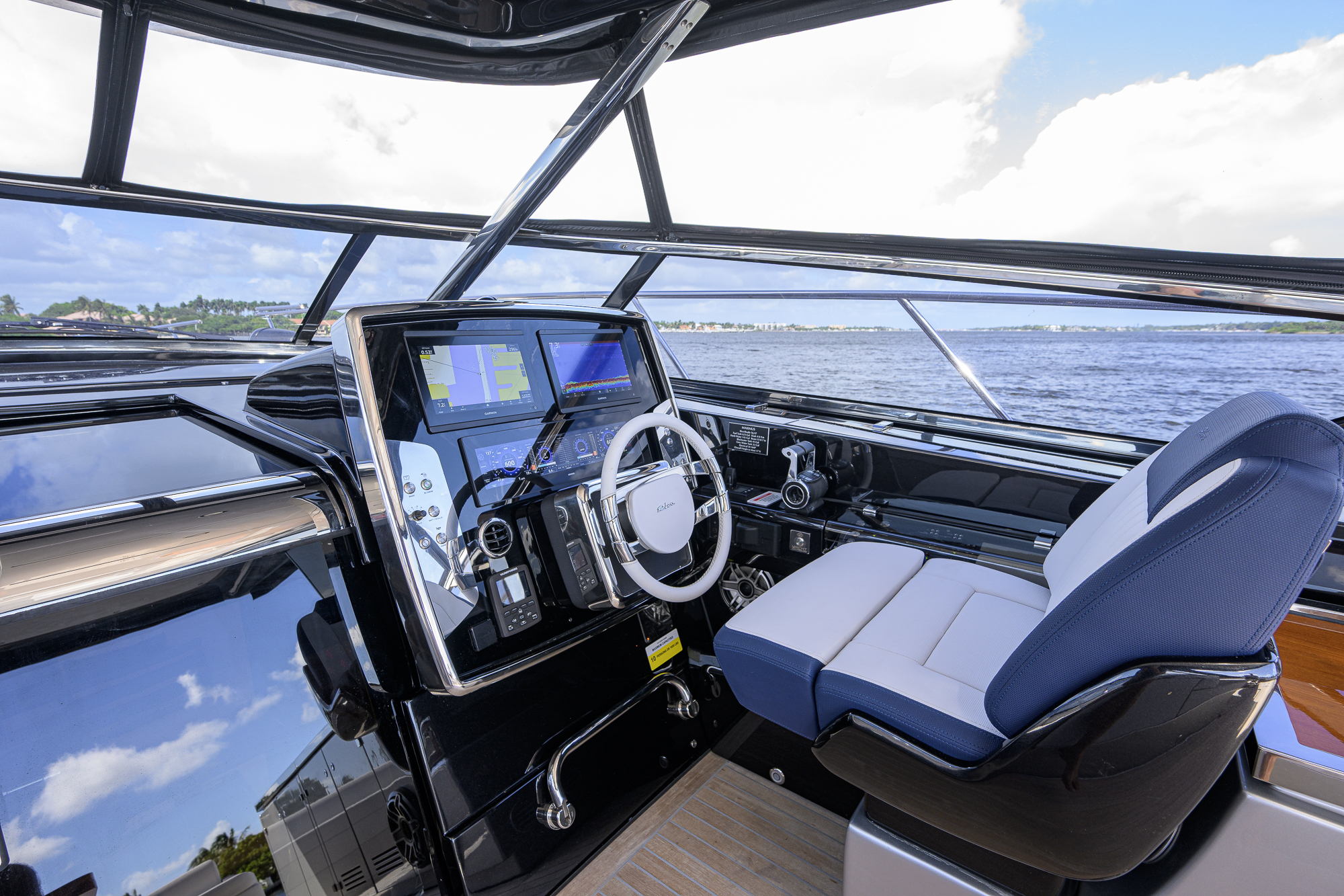 Angelamar yacht photo 78