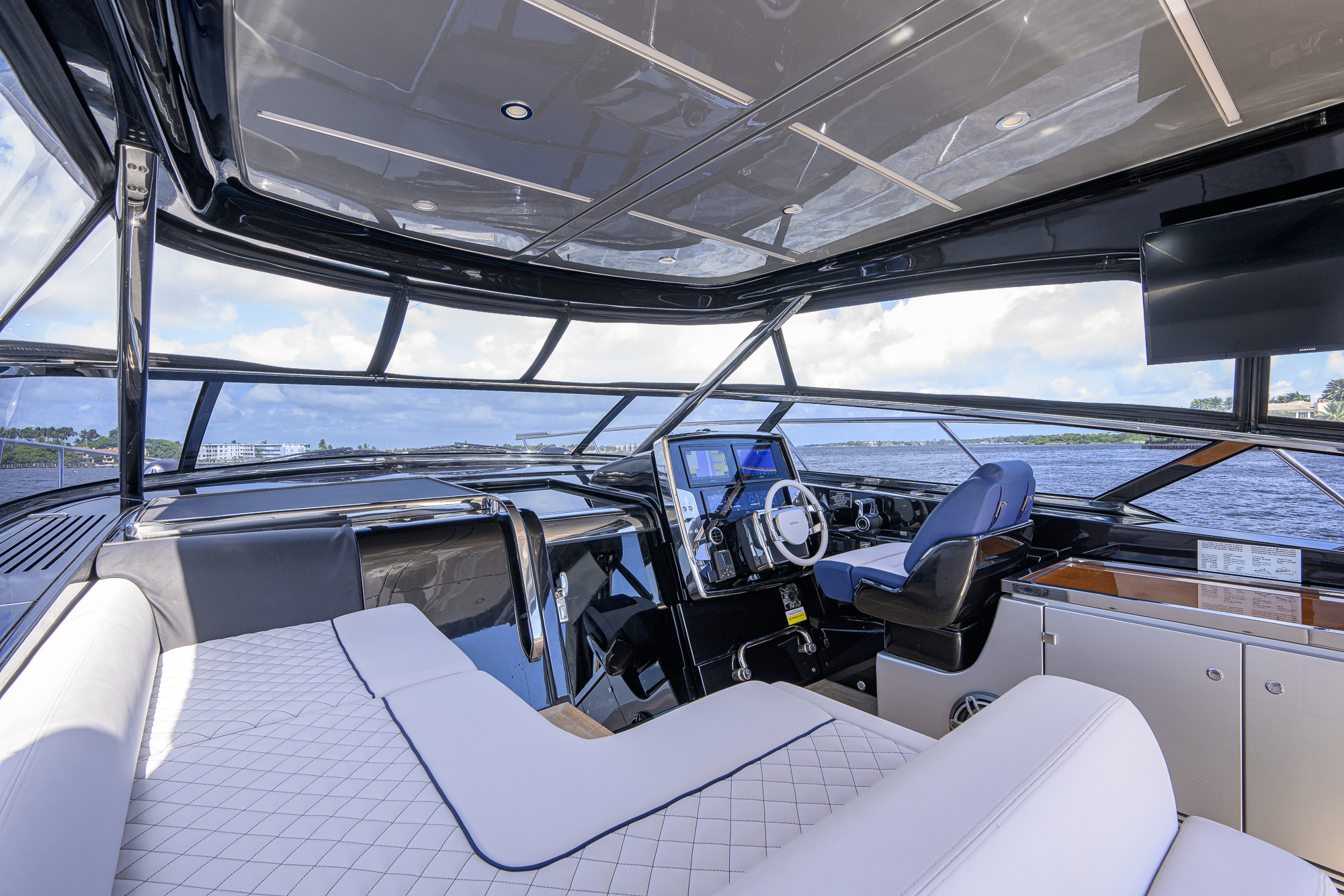 Angelamar yacht photo 45