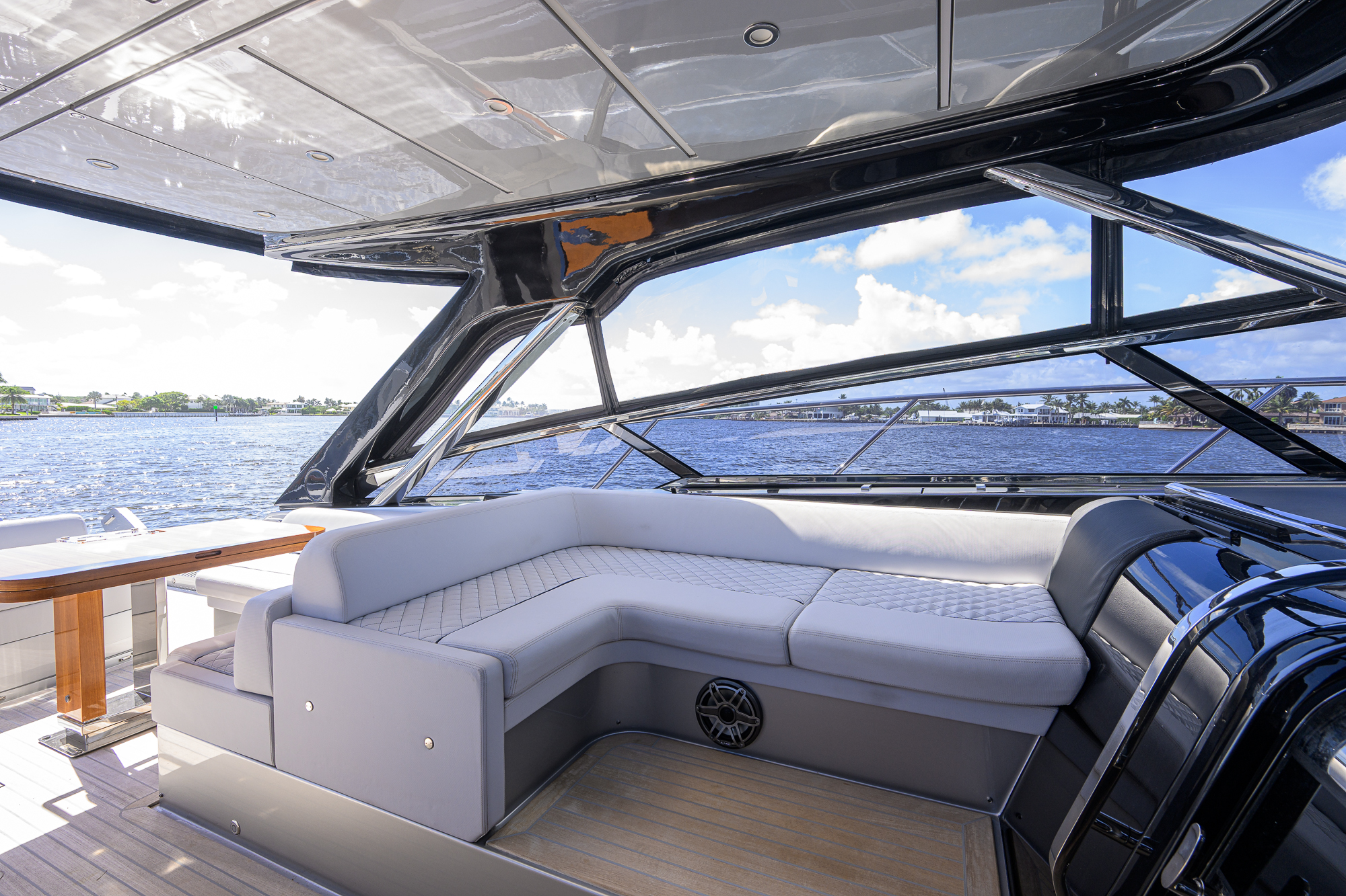 Angelamar yacht photo 50