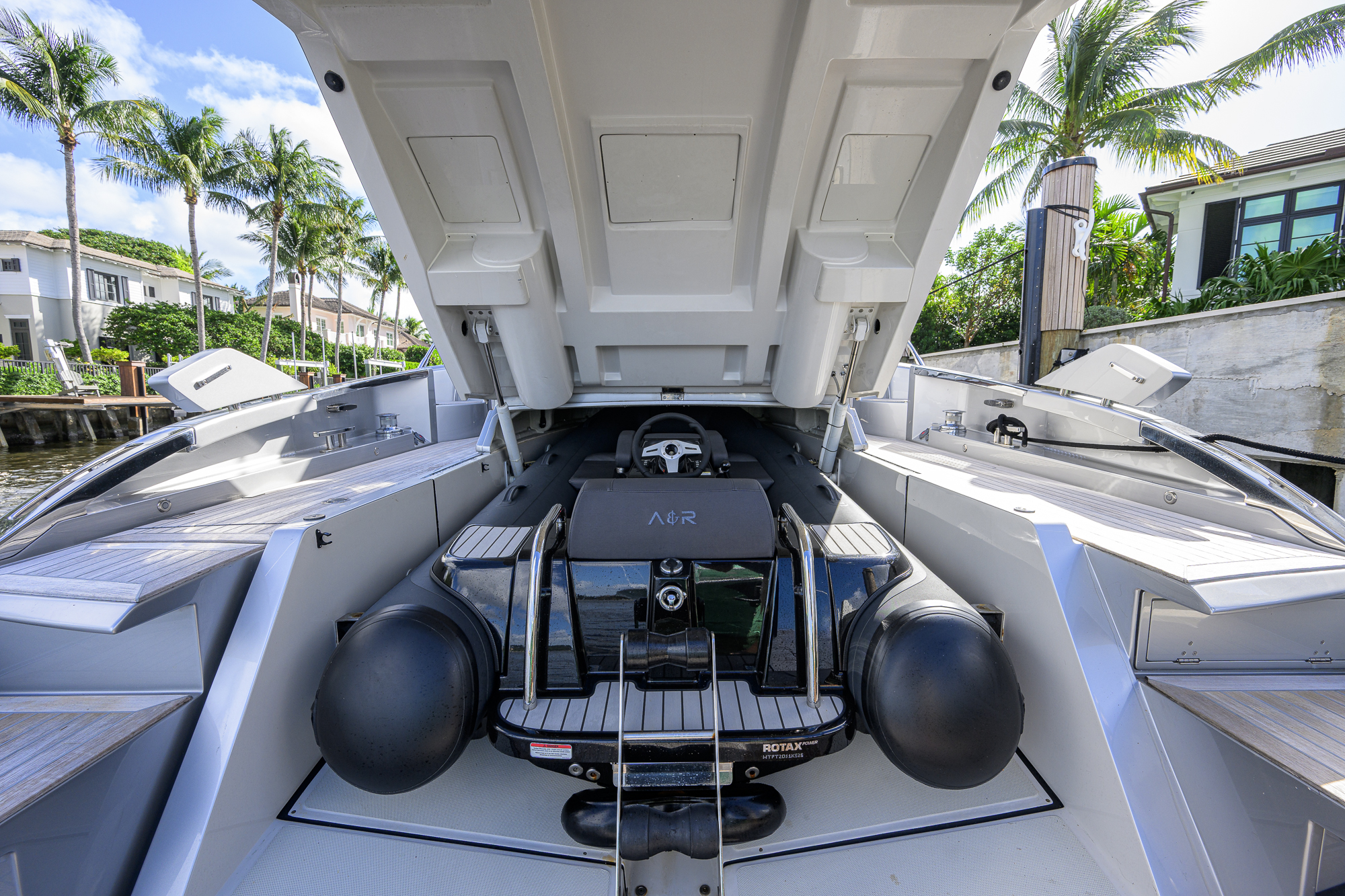 Angelamar yacht photo 108