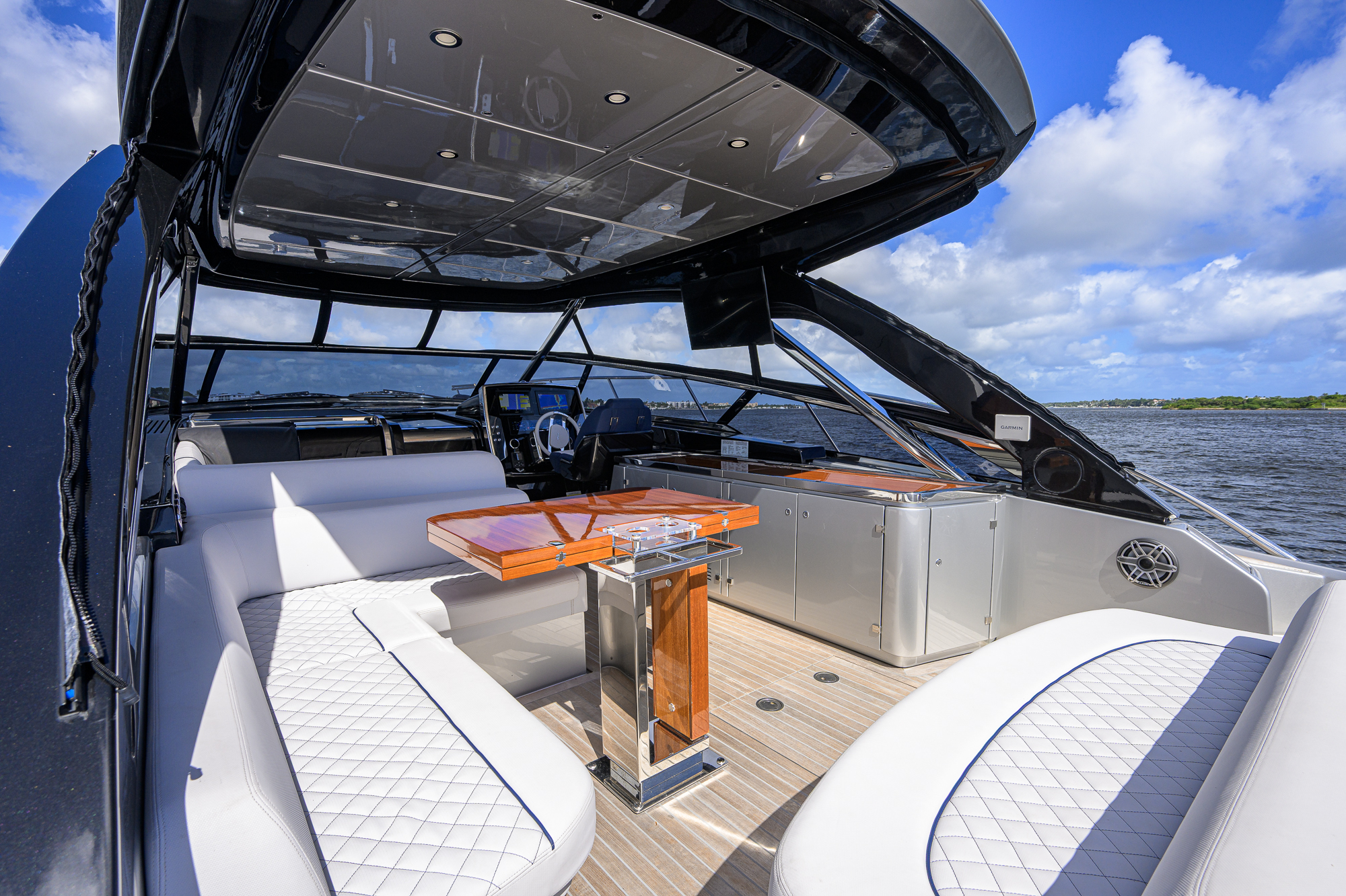 Angelamar yacht photo 35