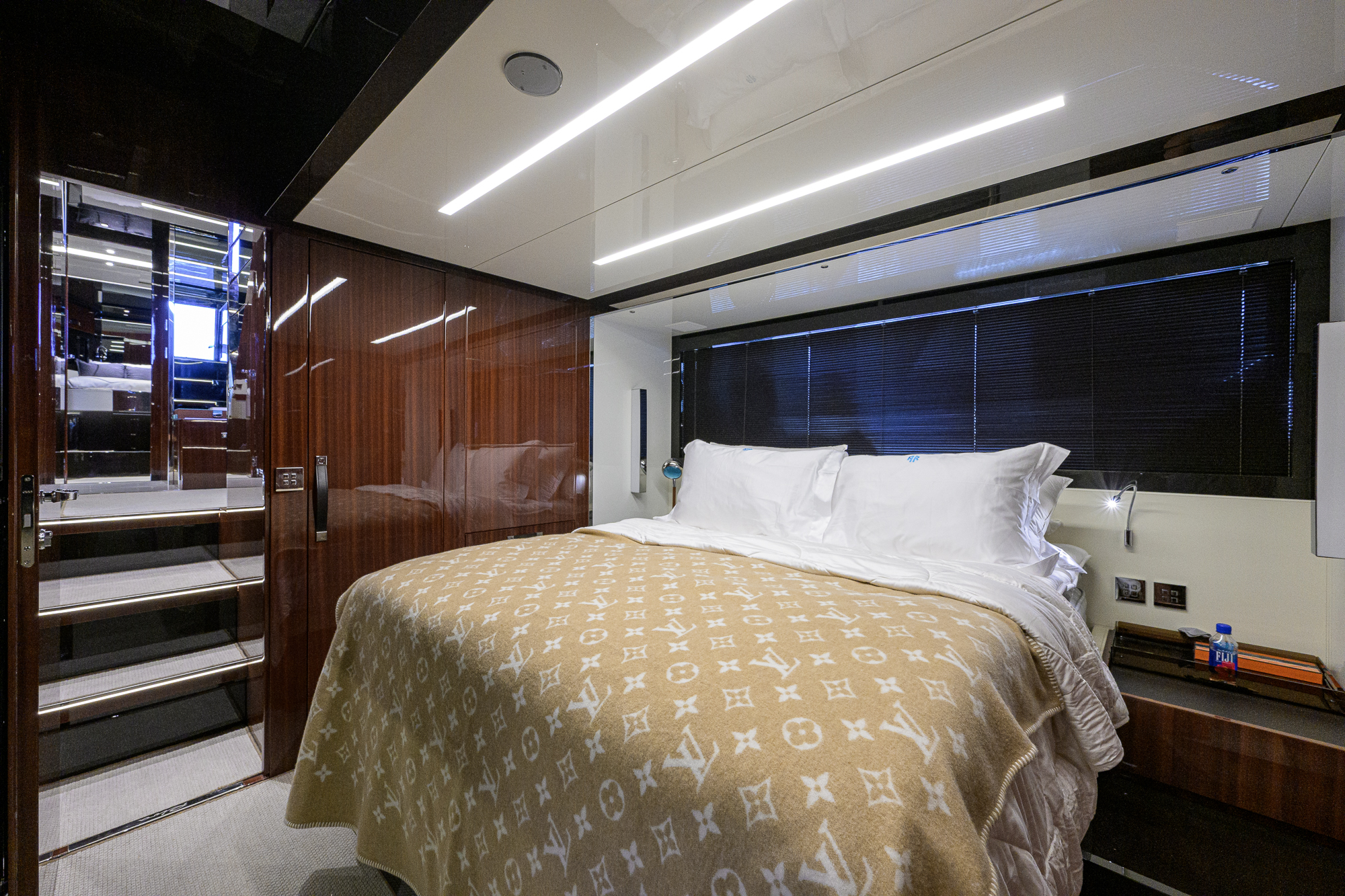 Angelamar yacht photo 98
