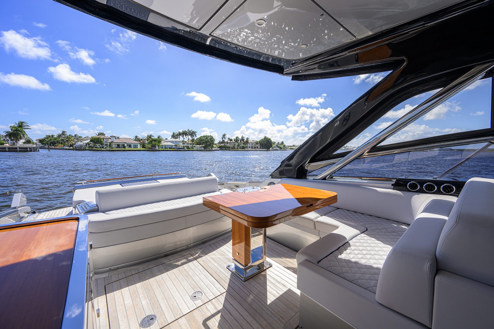 Angelamar yacht photo 40