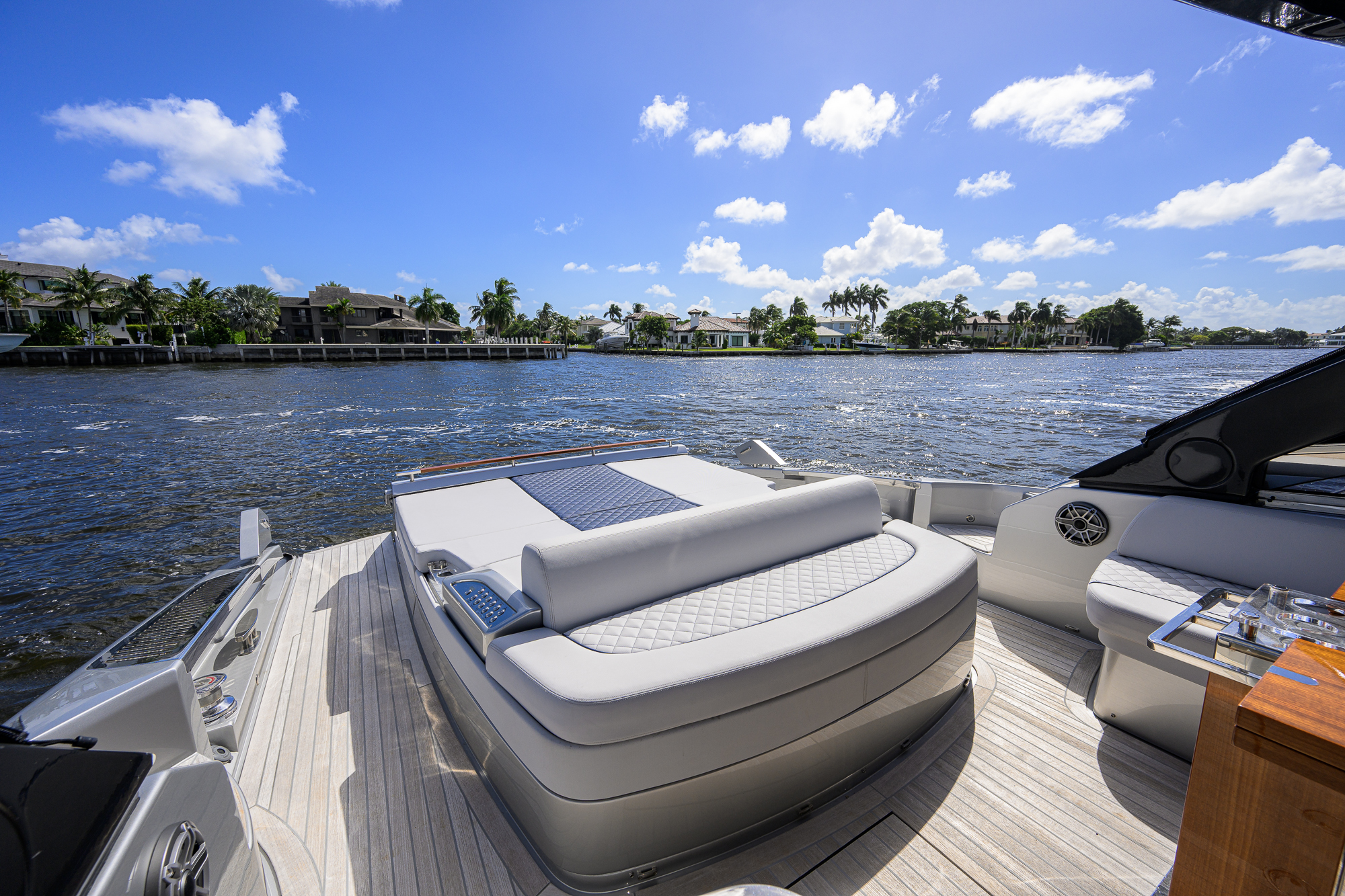 Angelamar yacht photo 17