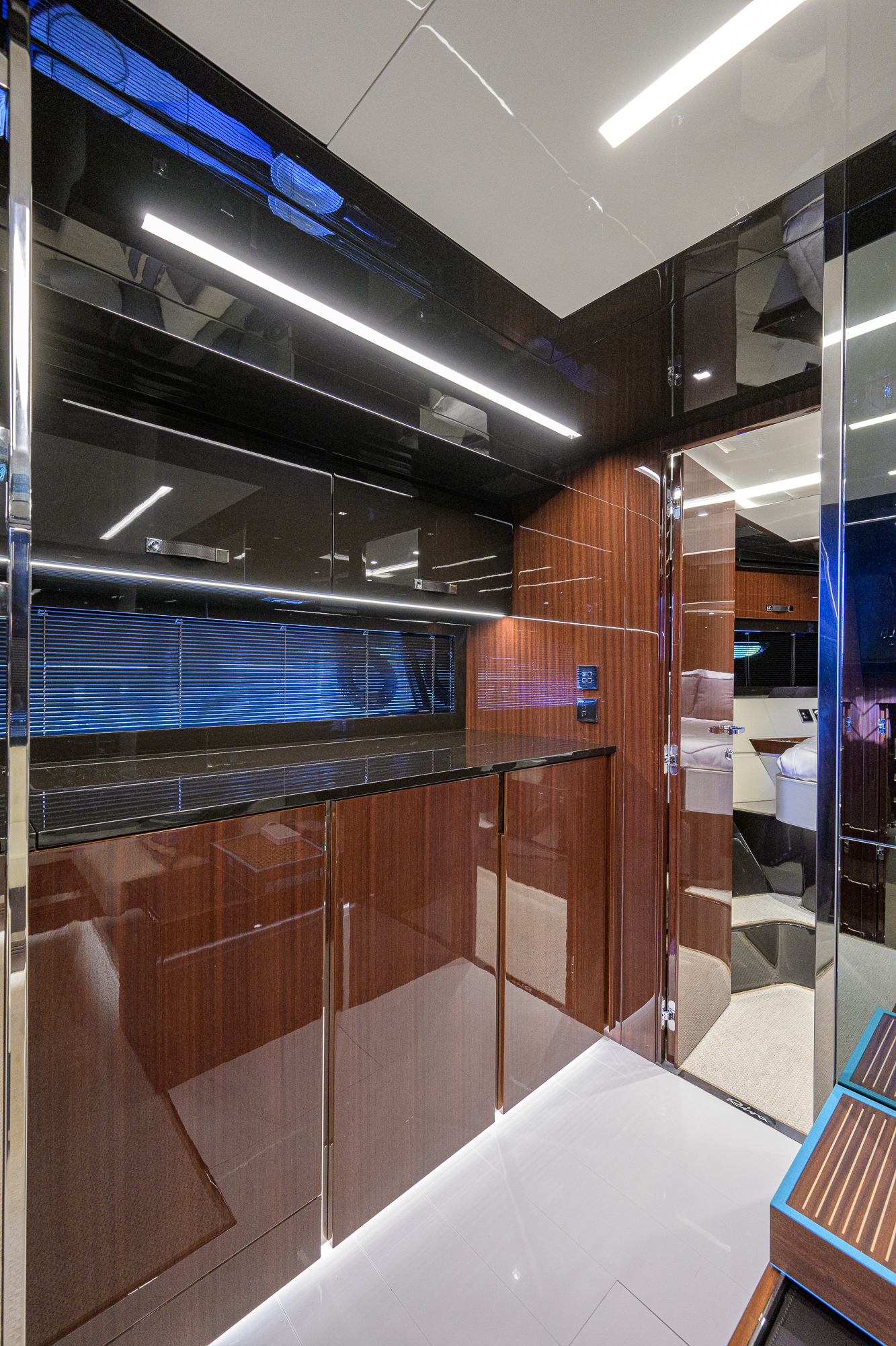 Angelamar yacht photo 68