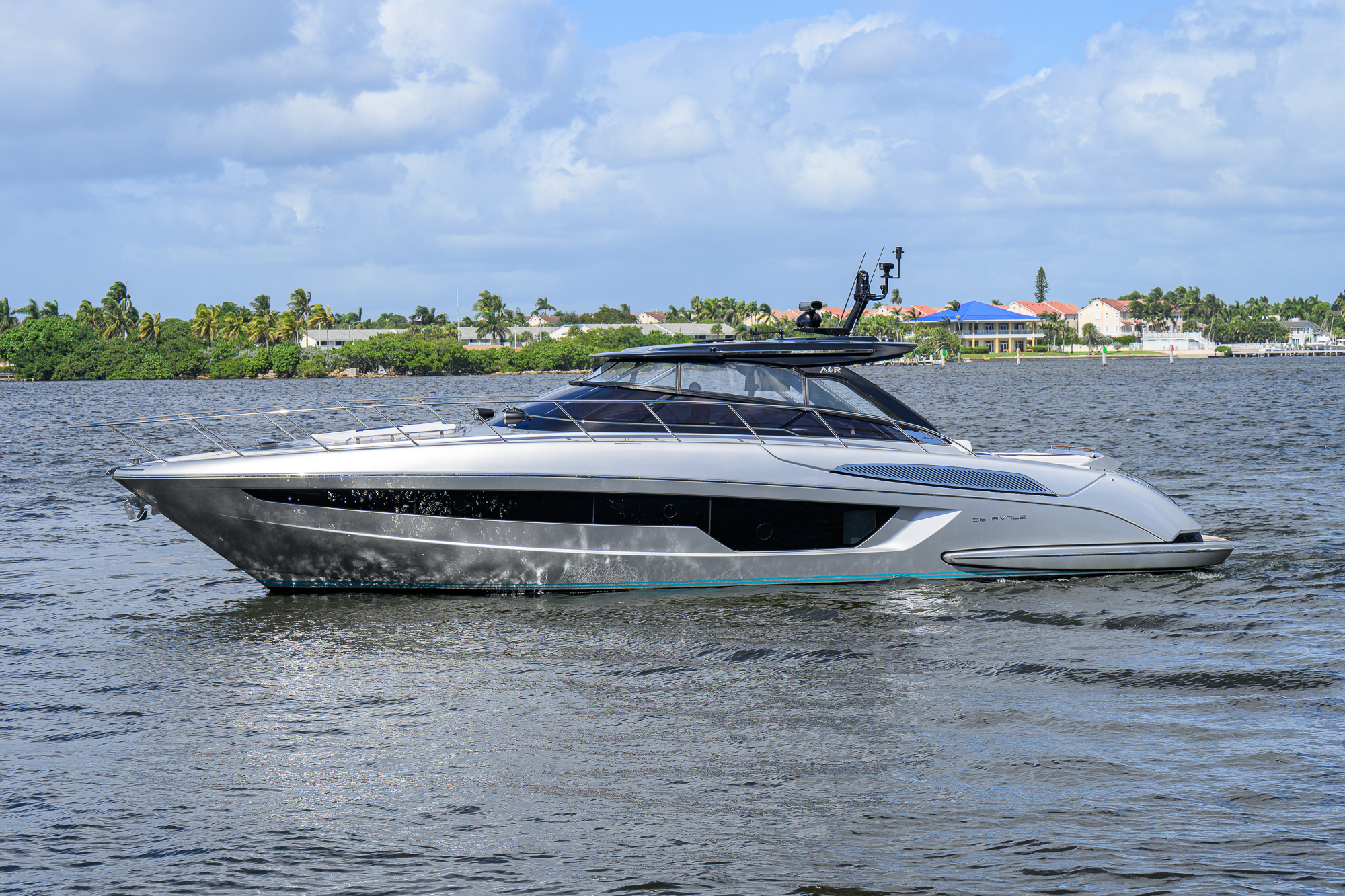 Angelamar yacht photo 10
