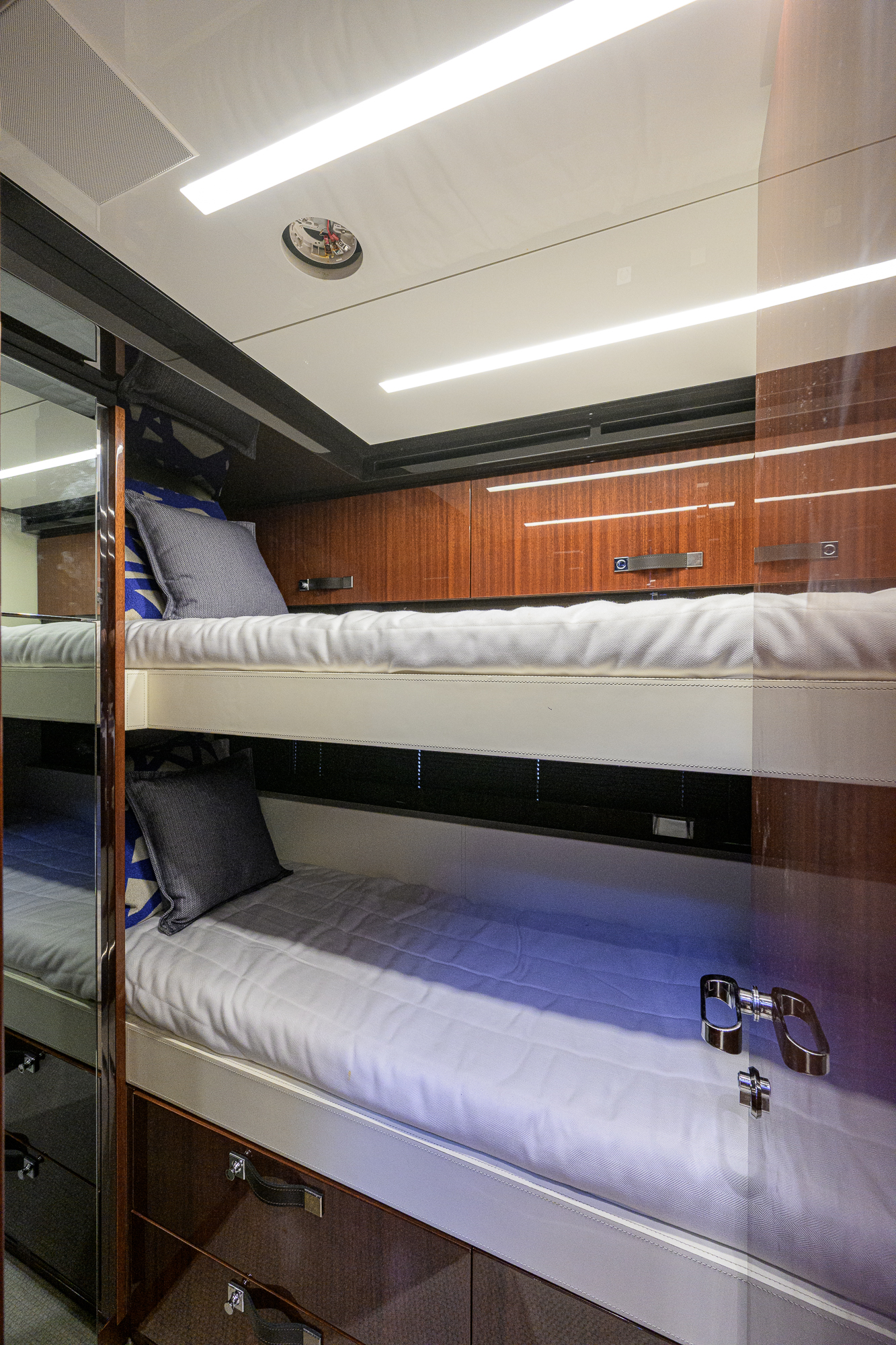 Angelamar yacht photo 91