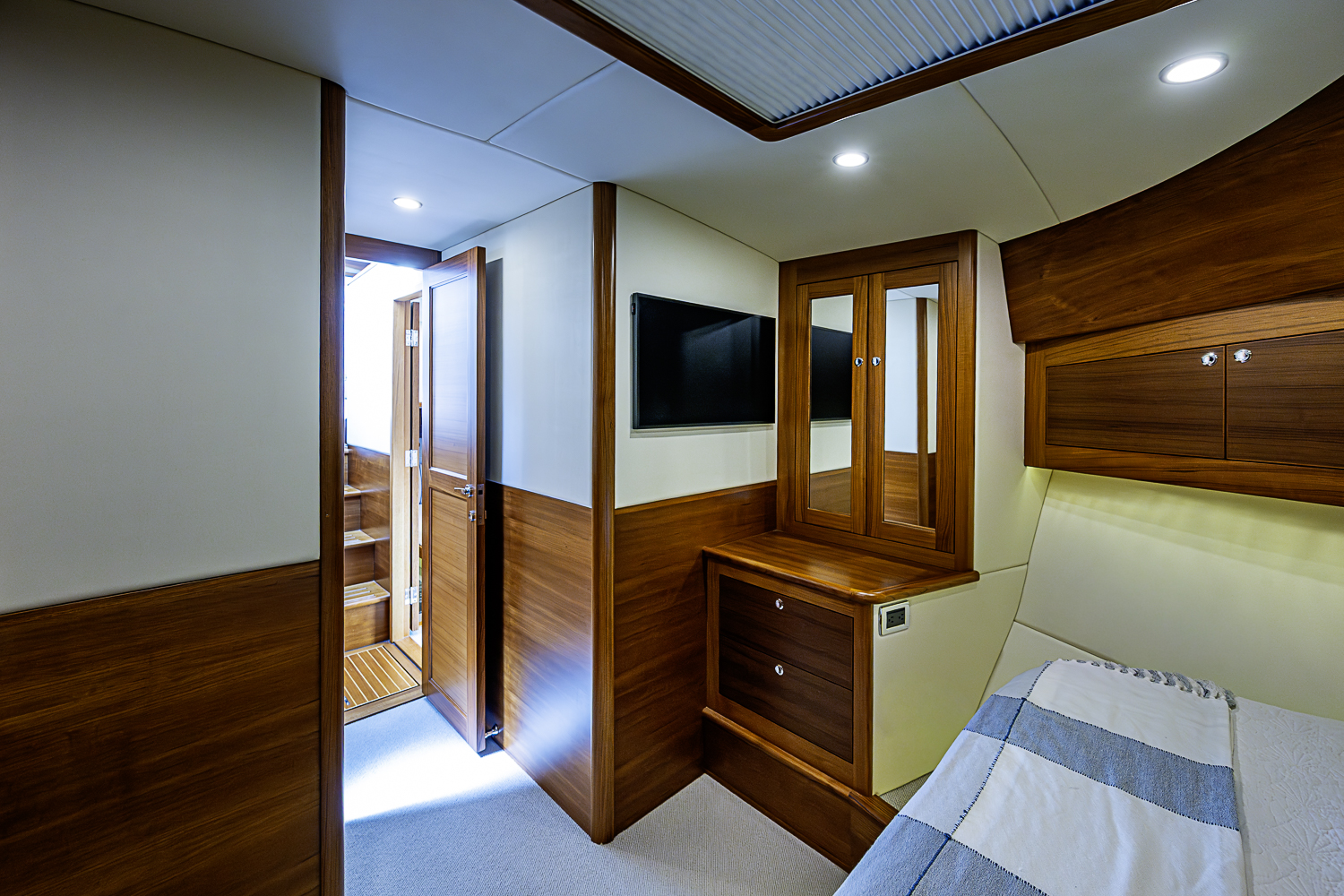 Sea Rose yacht photo 46