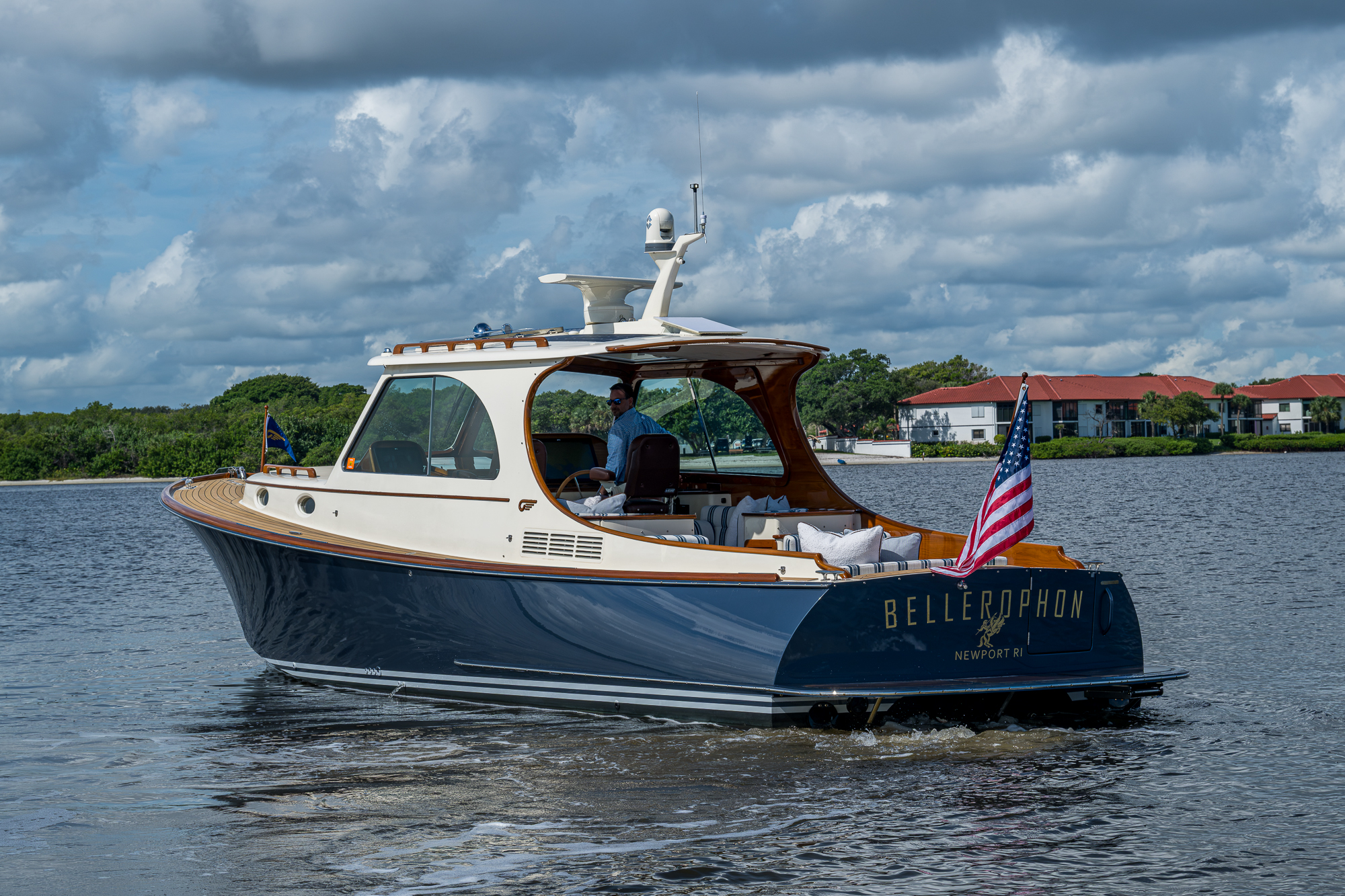 Bellerophon yacht photo 12
