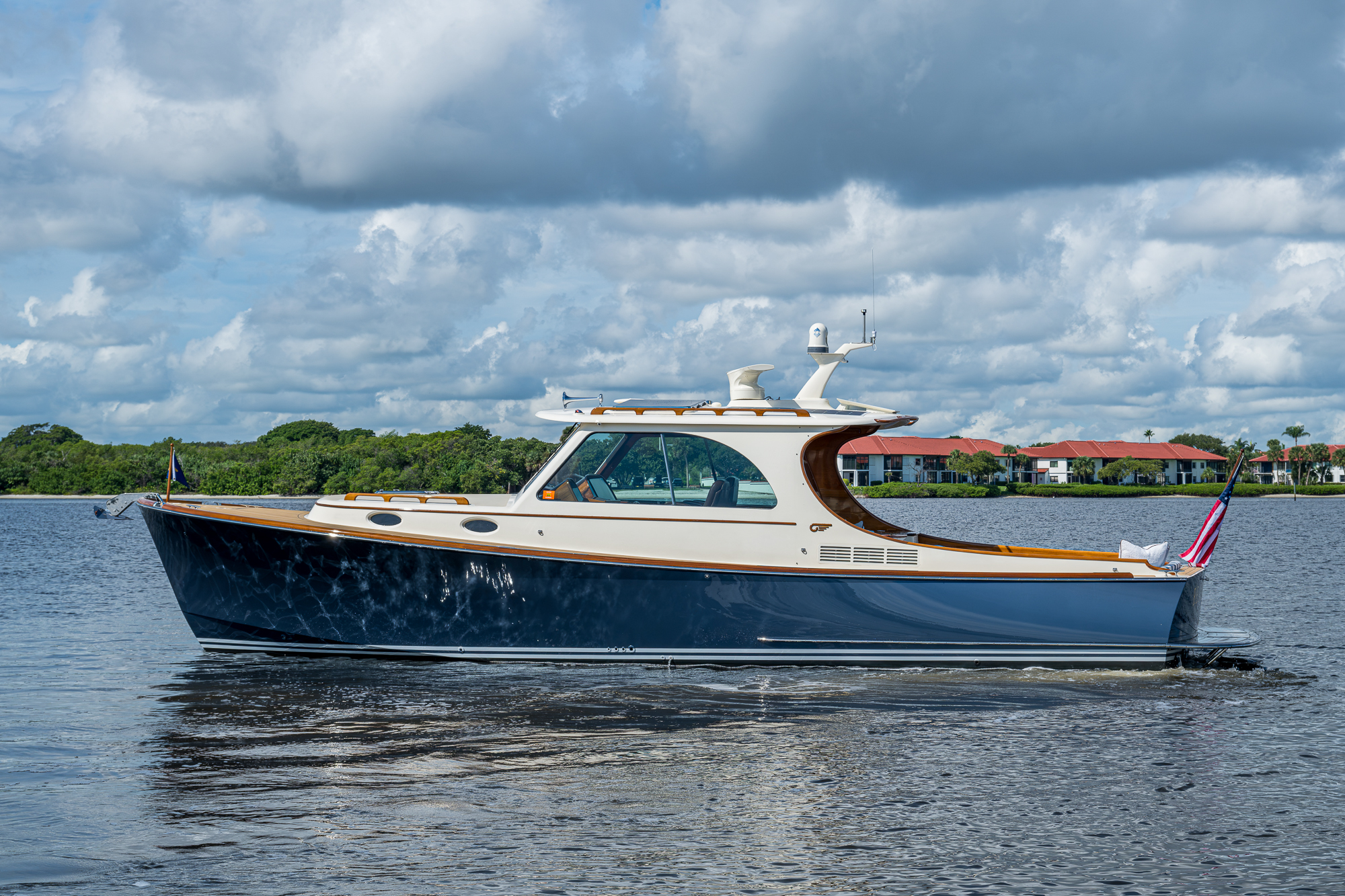 Bellerophon yacht photo 15