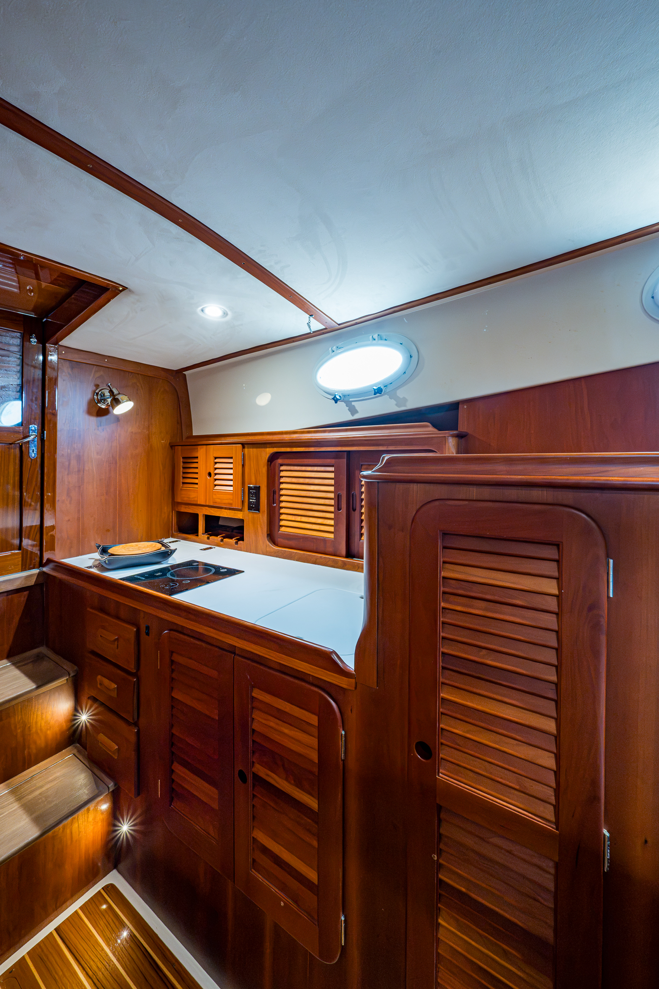 Bellerophon yacht photo 41