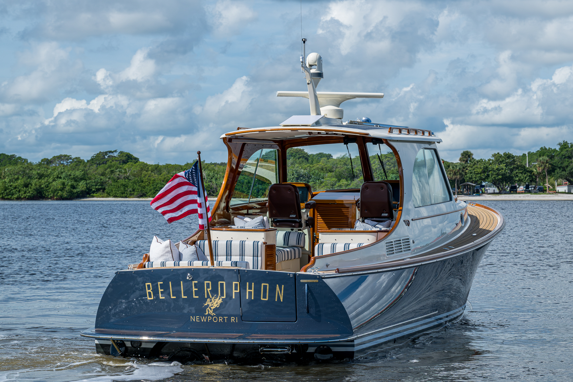 Bellerophon yacht photo 10