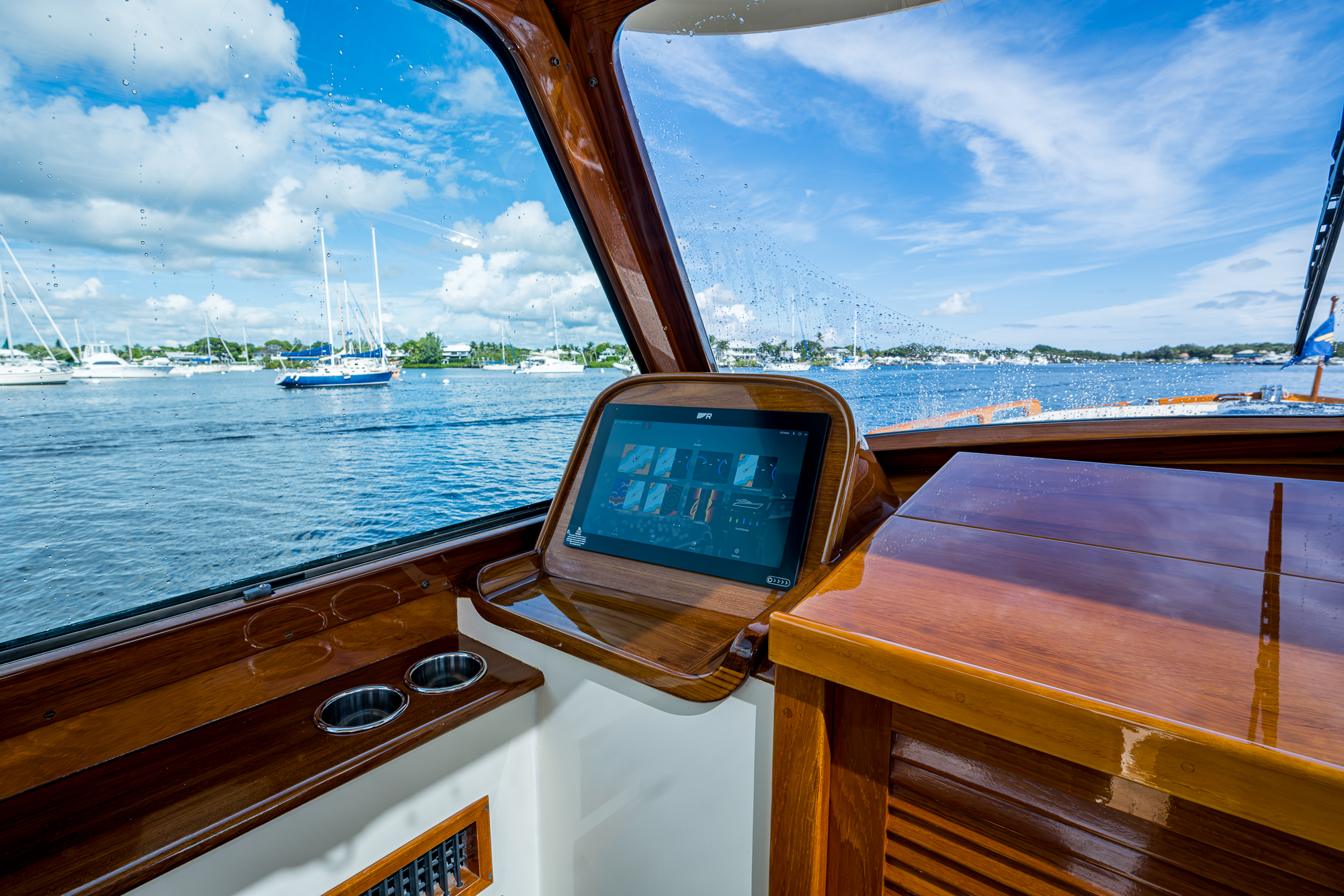 Bellerophon yacht photo 56