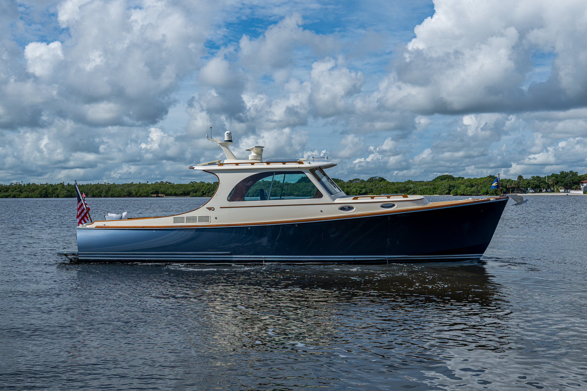 Bellerophon yacht photo 4