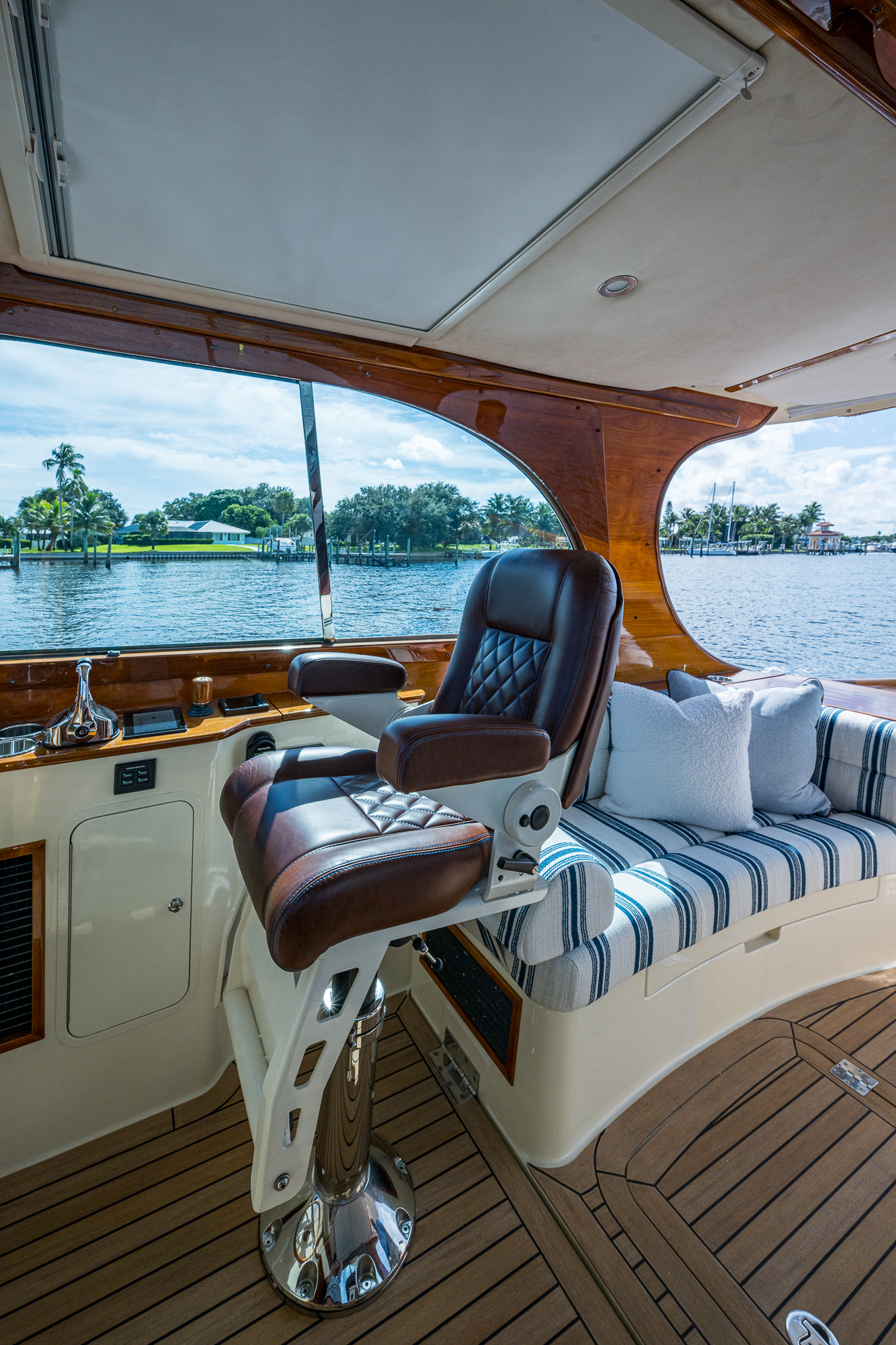 Bellerophon yacht photo 49