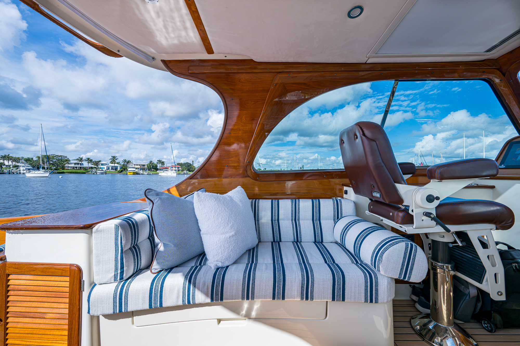 Bellerophon yacht photo 54