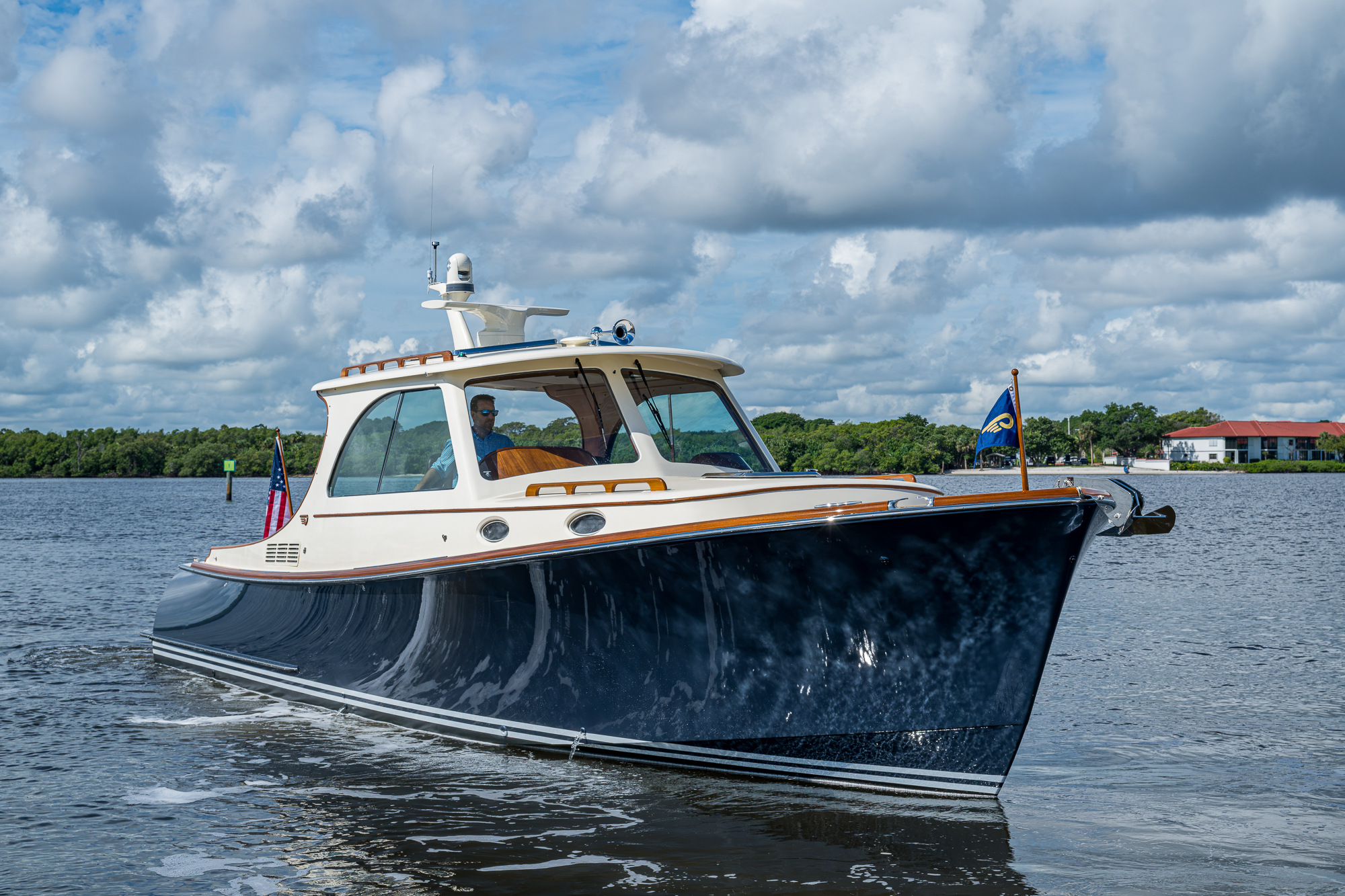 Bellerophon yacht photo 1