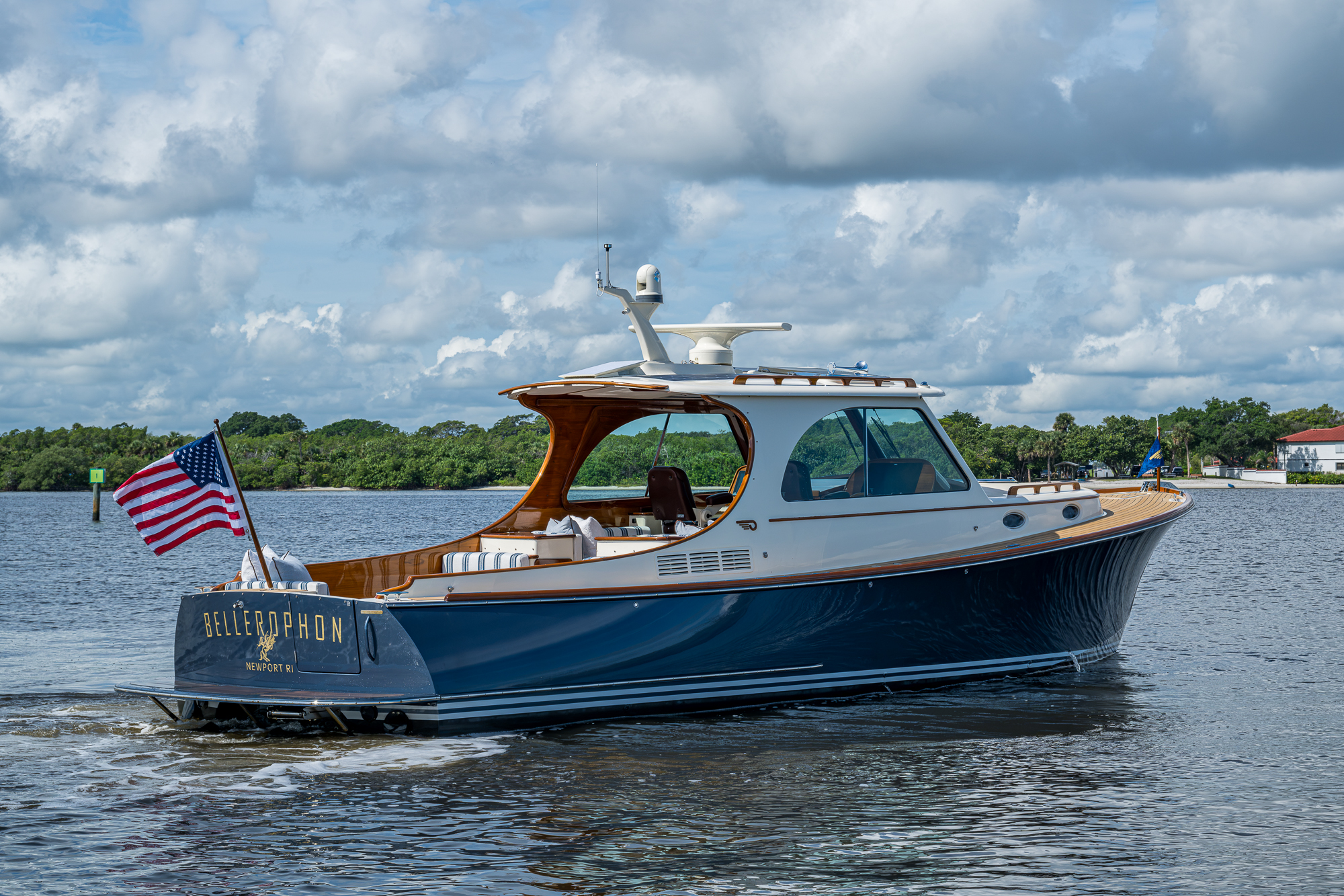 Bellerophon yacht photo 8