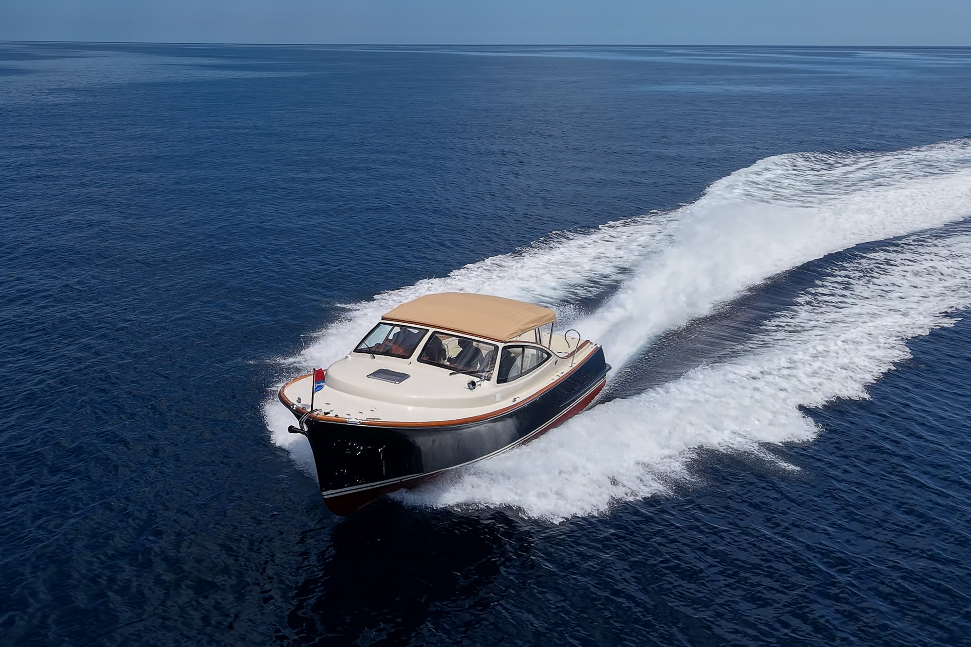 Capri yacht photo 37