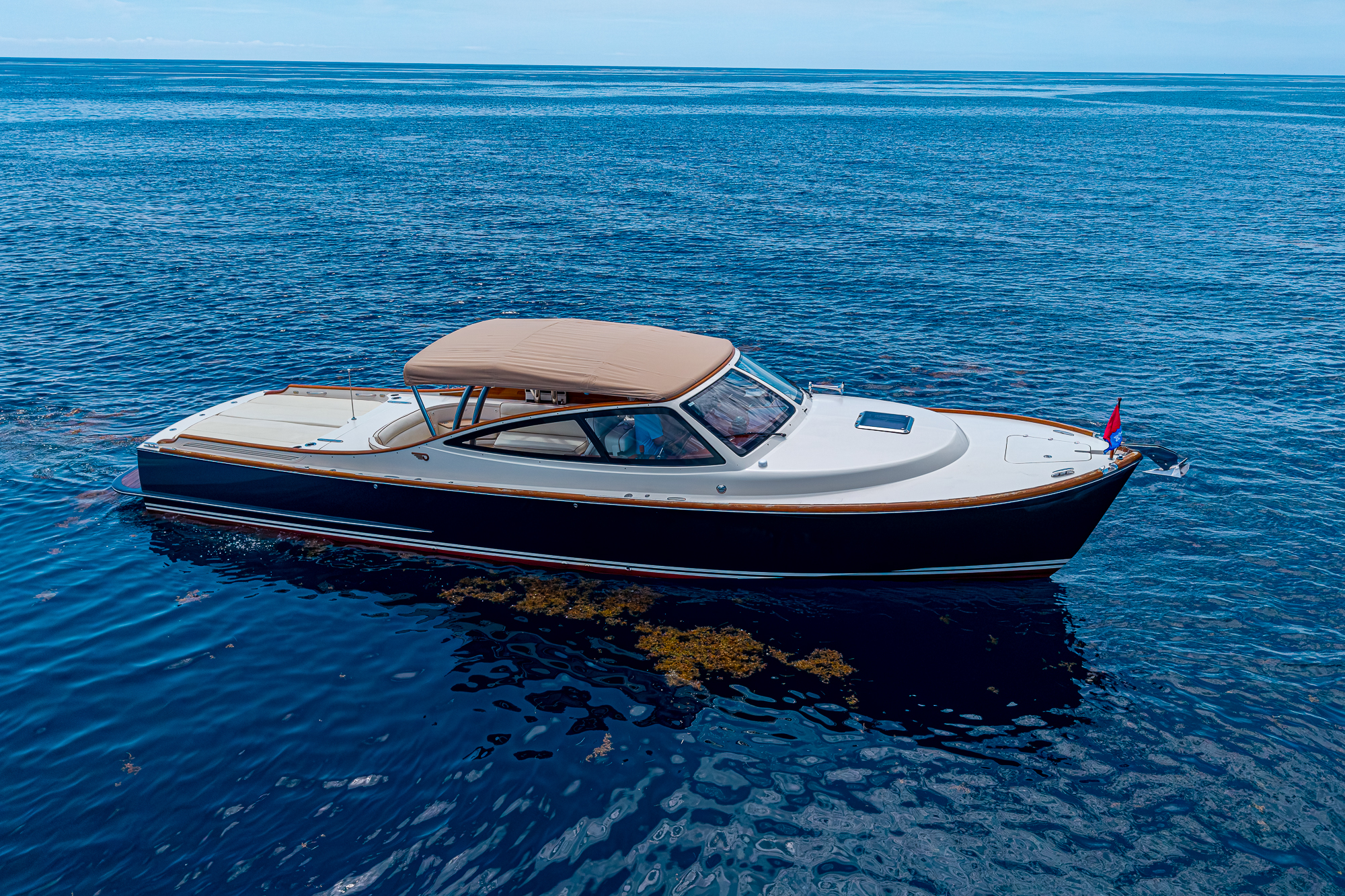 Capri yacht photo 10