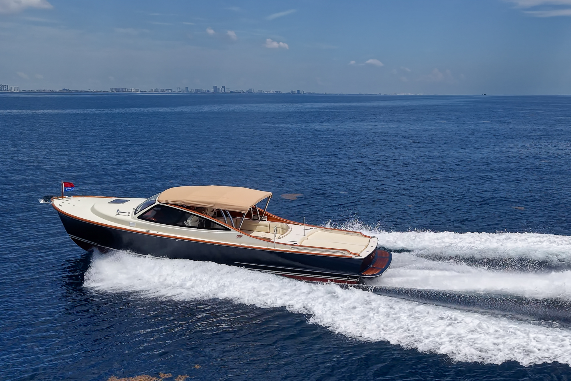 Capri yacht photo 32