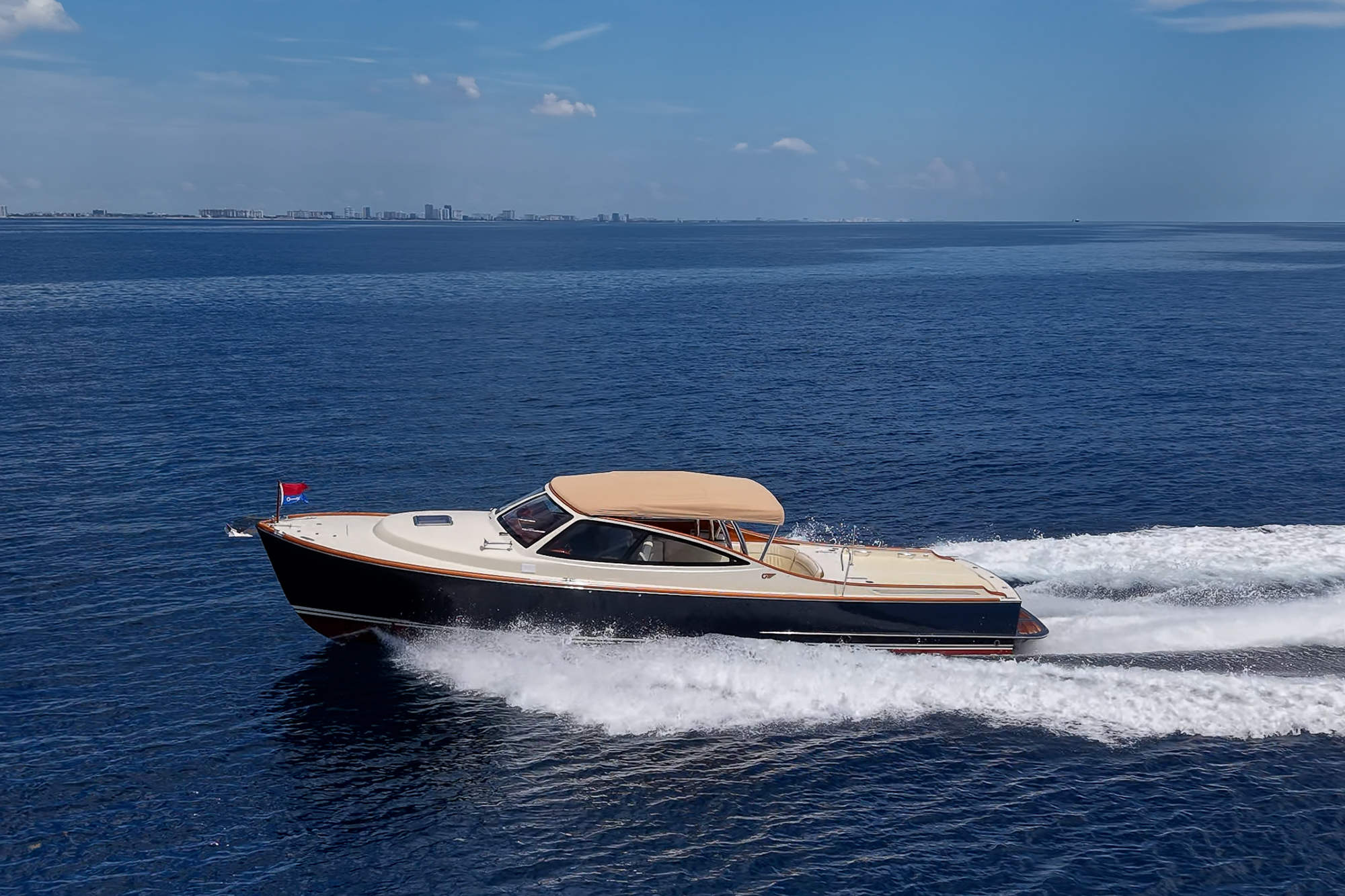 Capri yacht photo 34