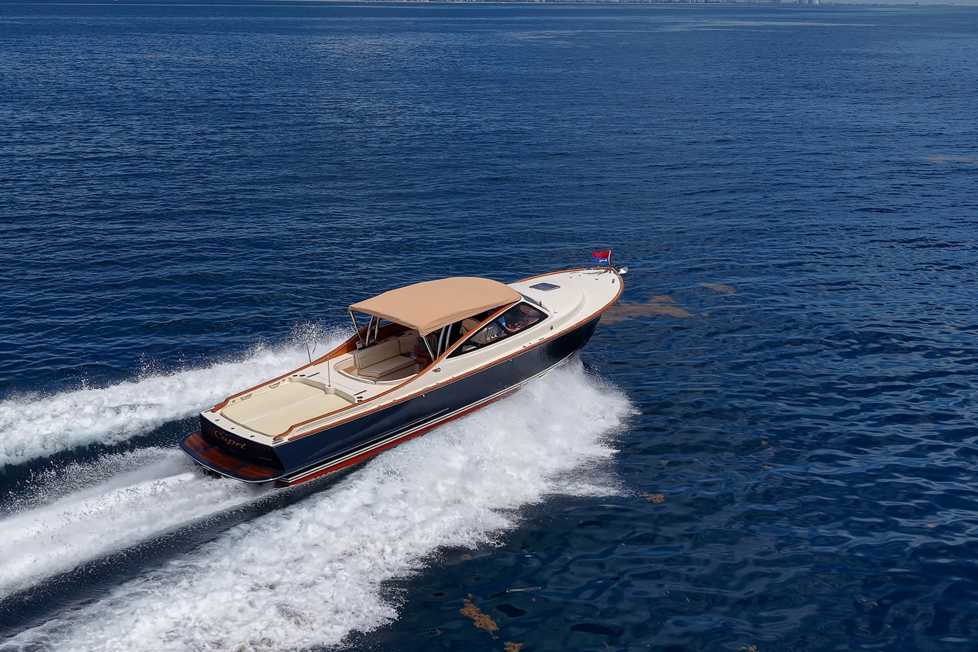 Capri yacht photo 17