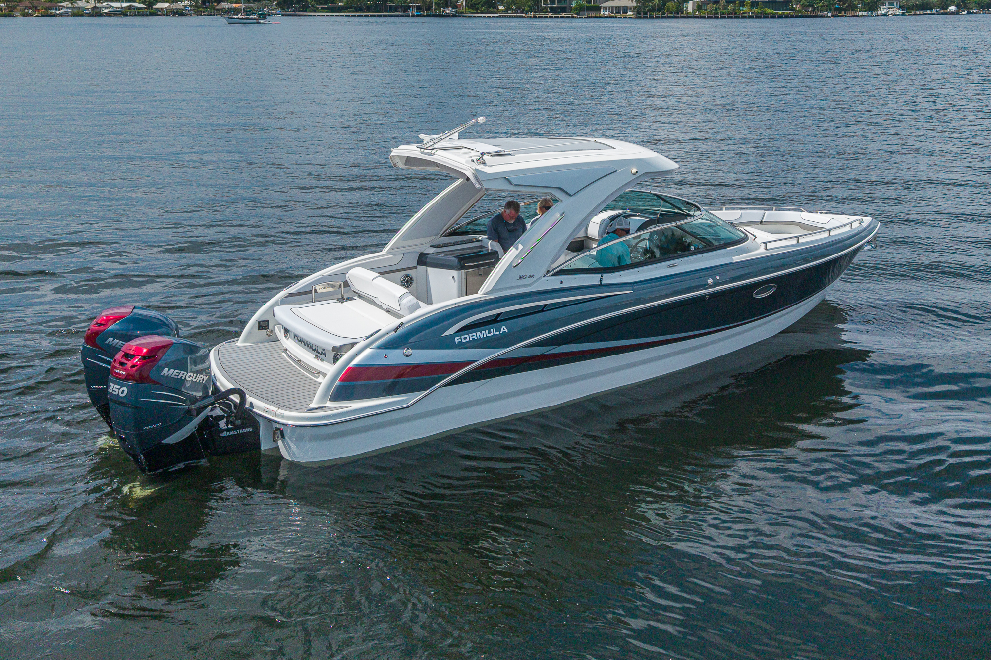 Formula yacht photo 1