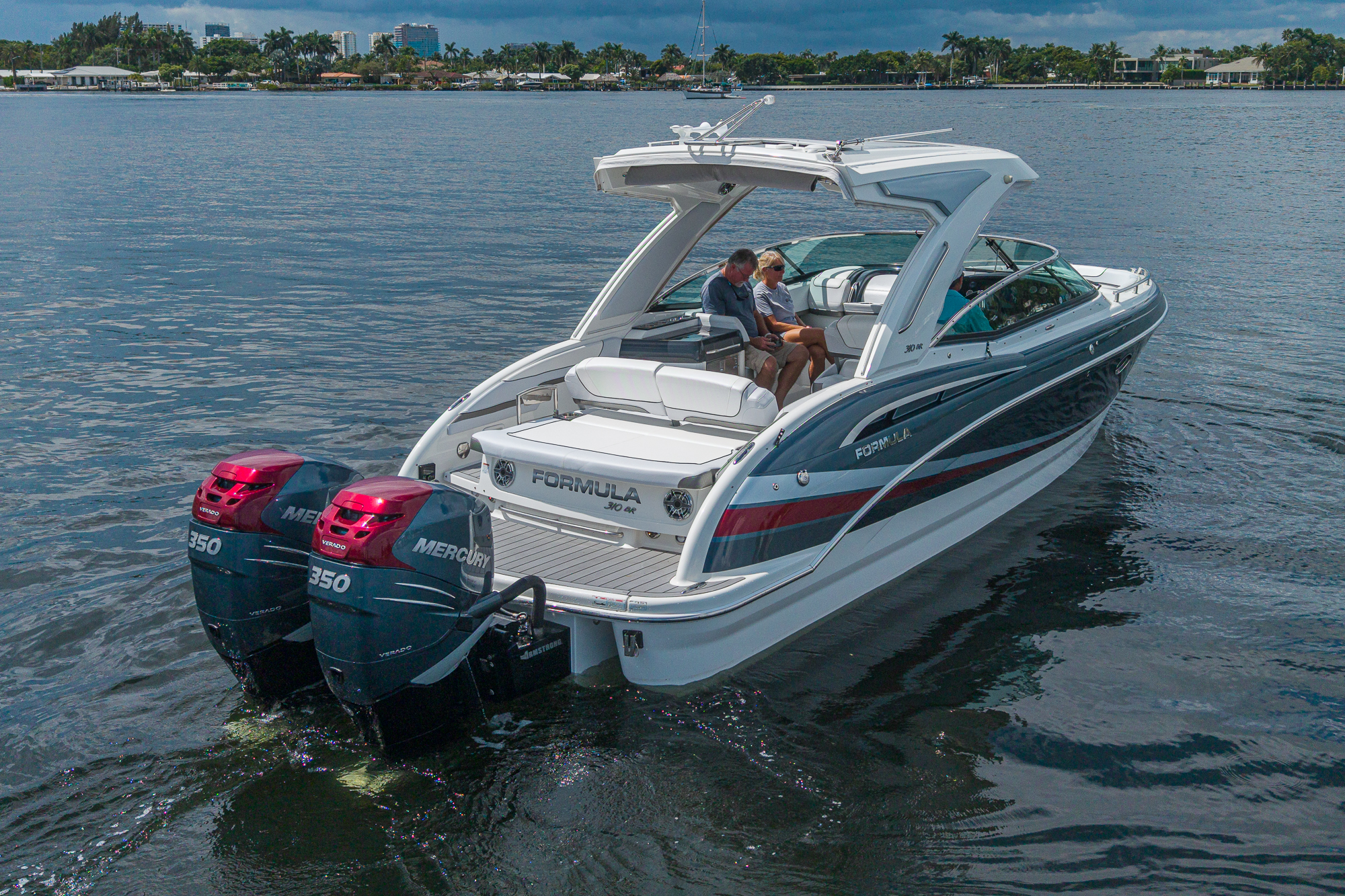 Formula yacht photo 13