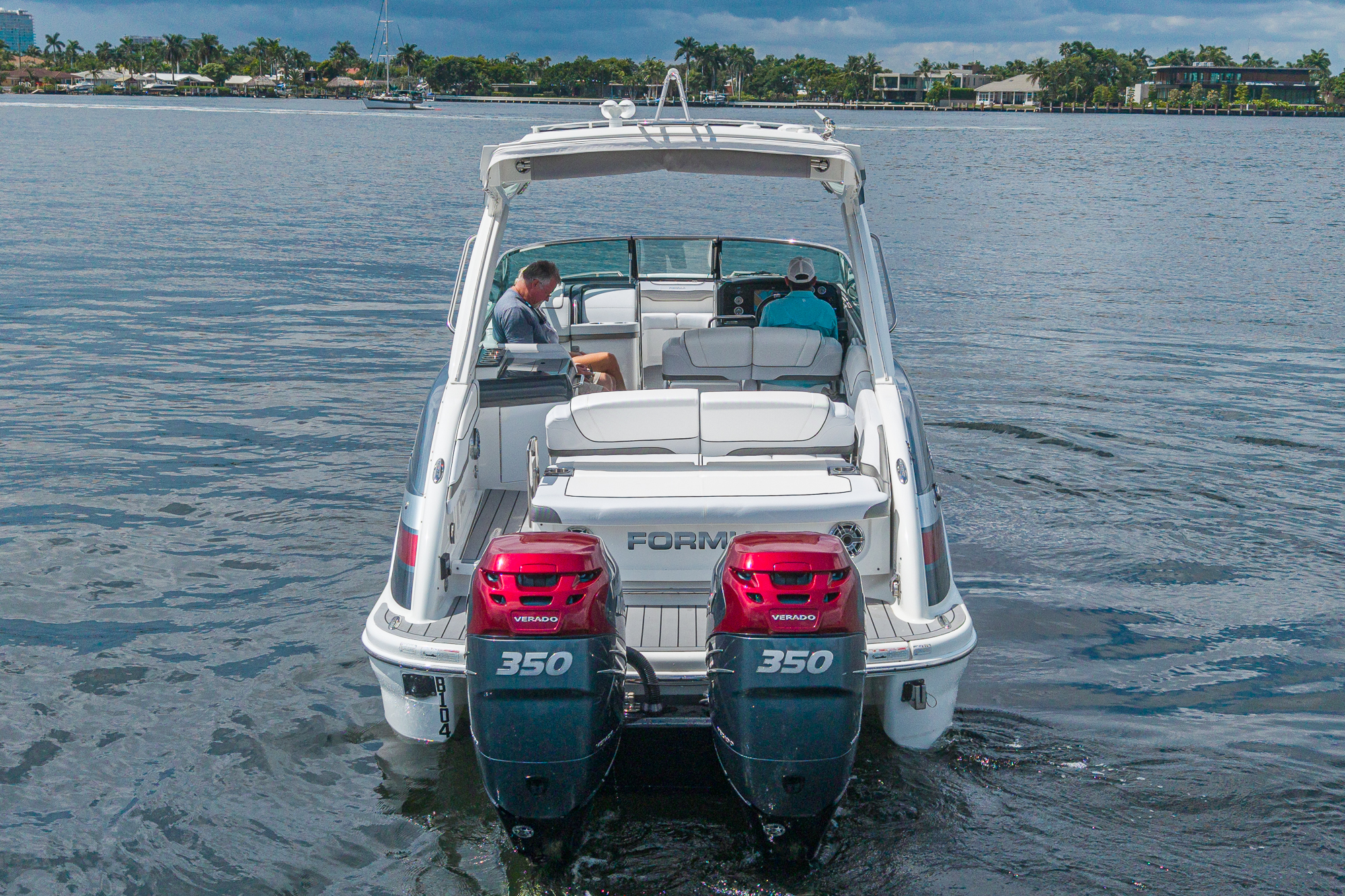 Formula yacht photo 12