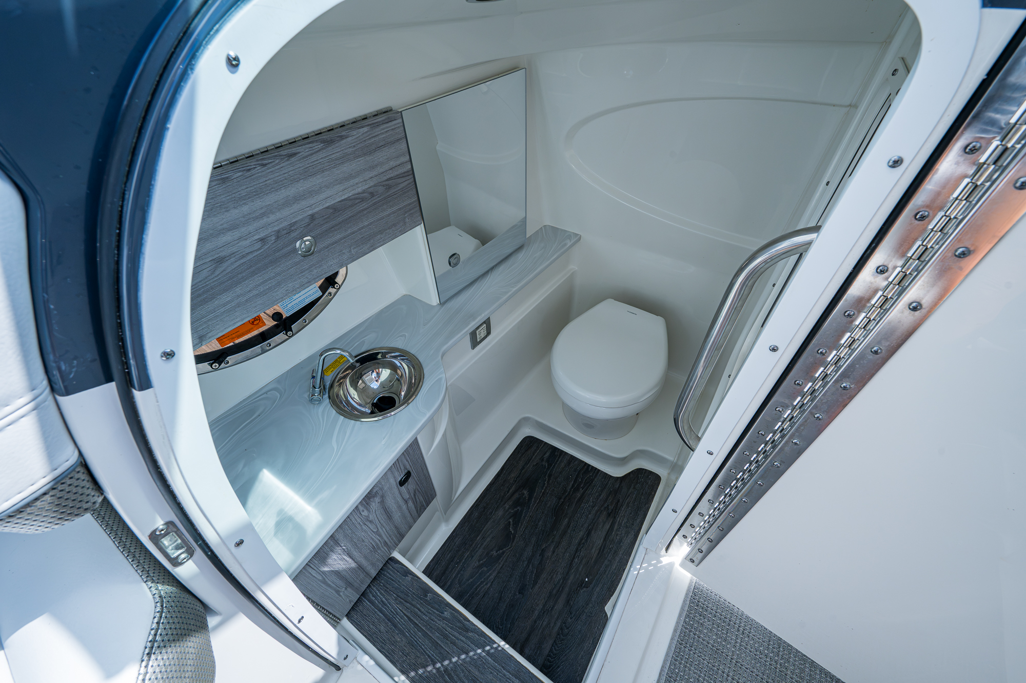 Formula yacht photo 39