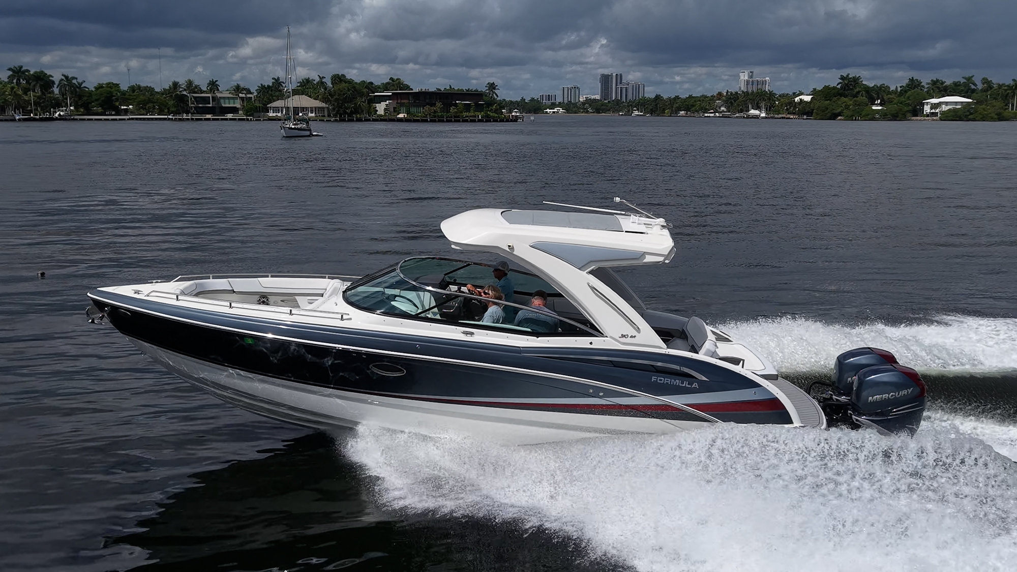 Formula yacht photo 17