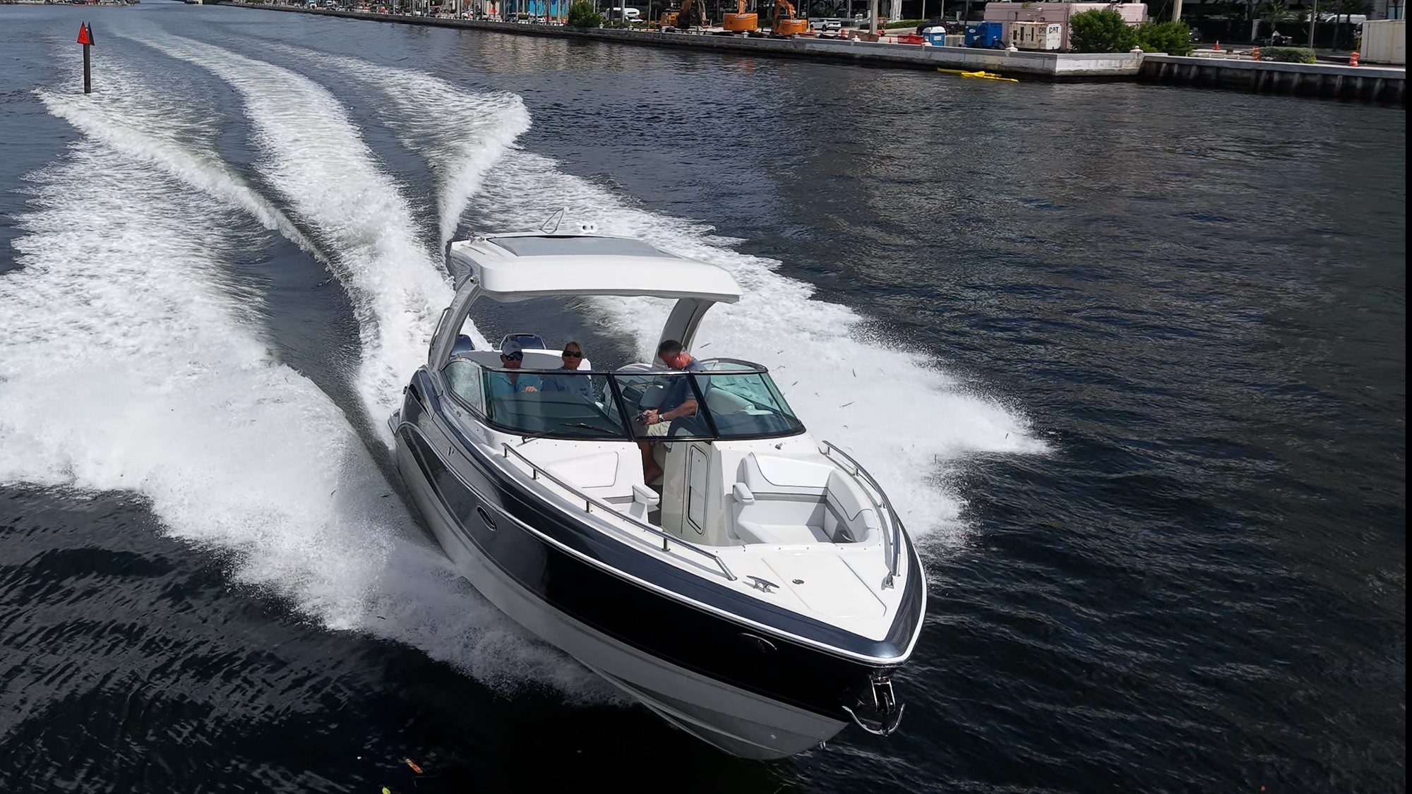 Formula yacht photo 25