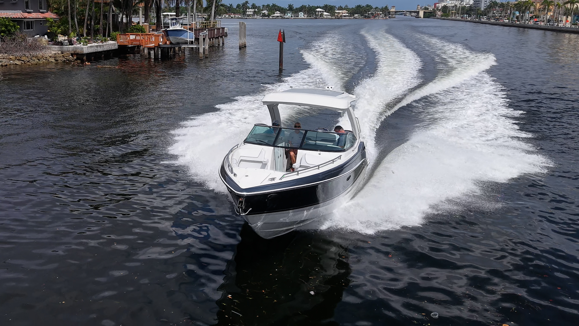 Formula yacht photo 23