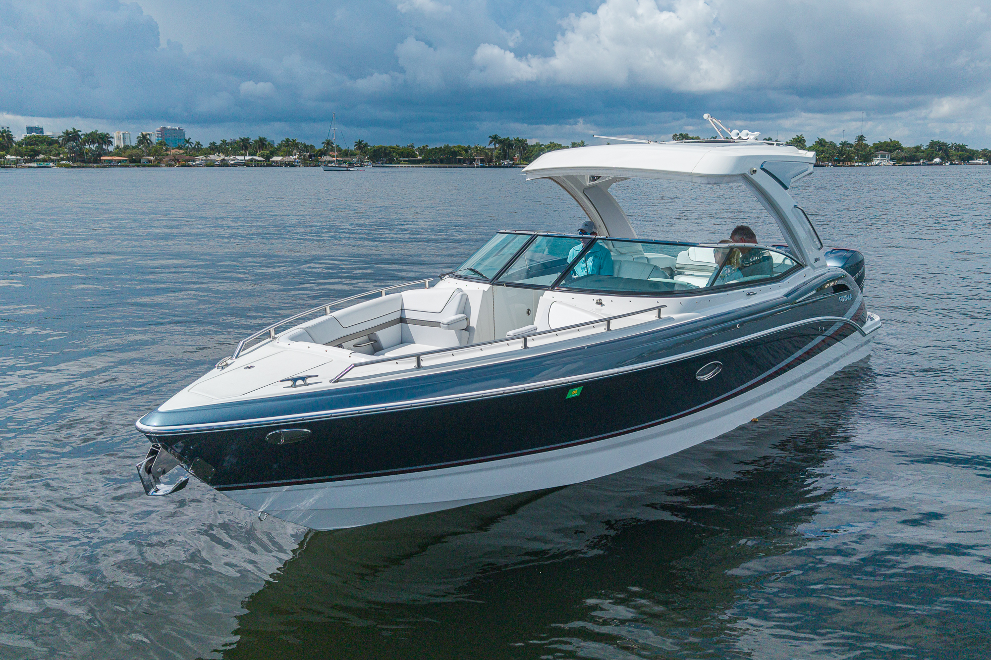 Formula yacht photo 8