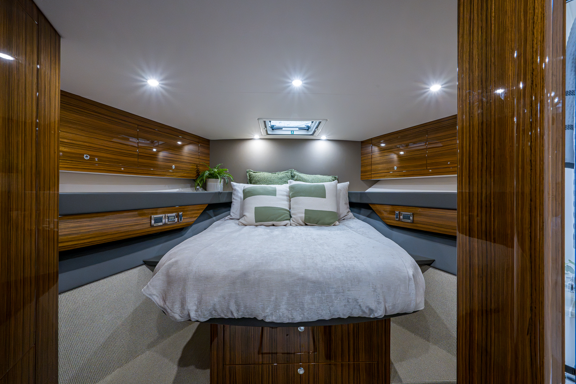 Levittate yacht photo 43