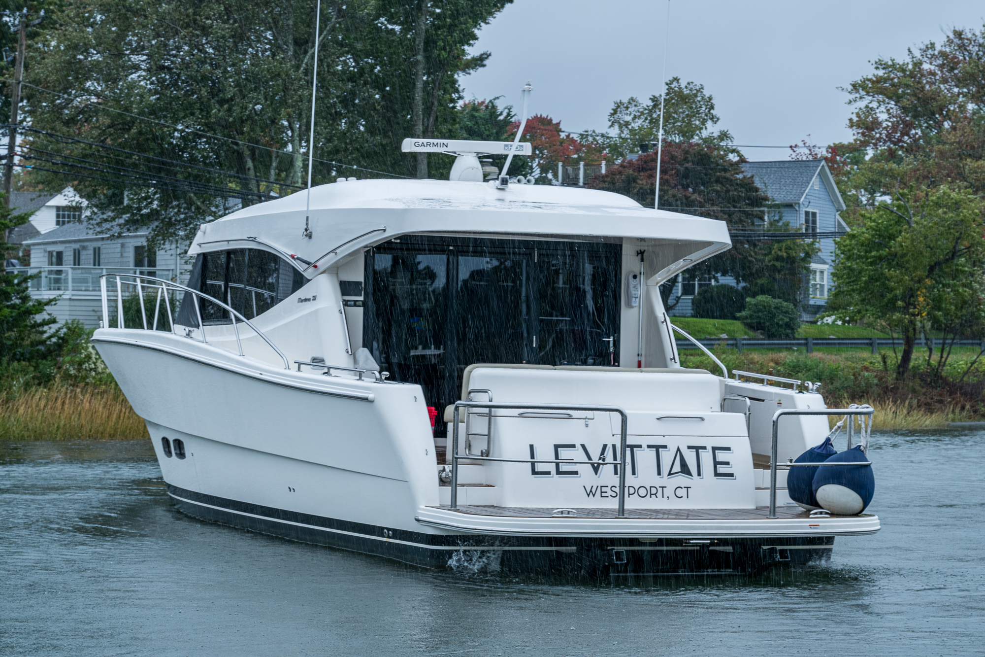 Levittate yacht photo 9