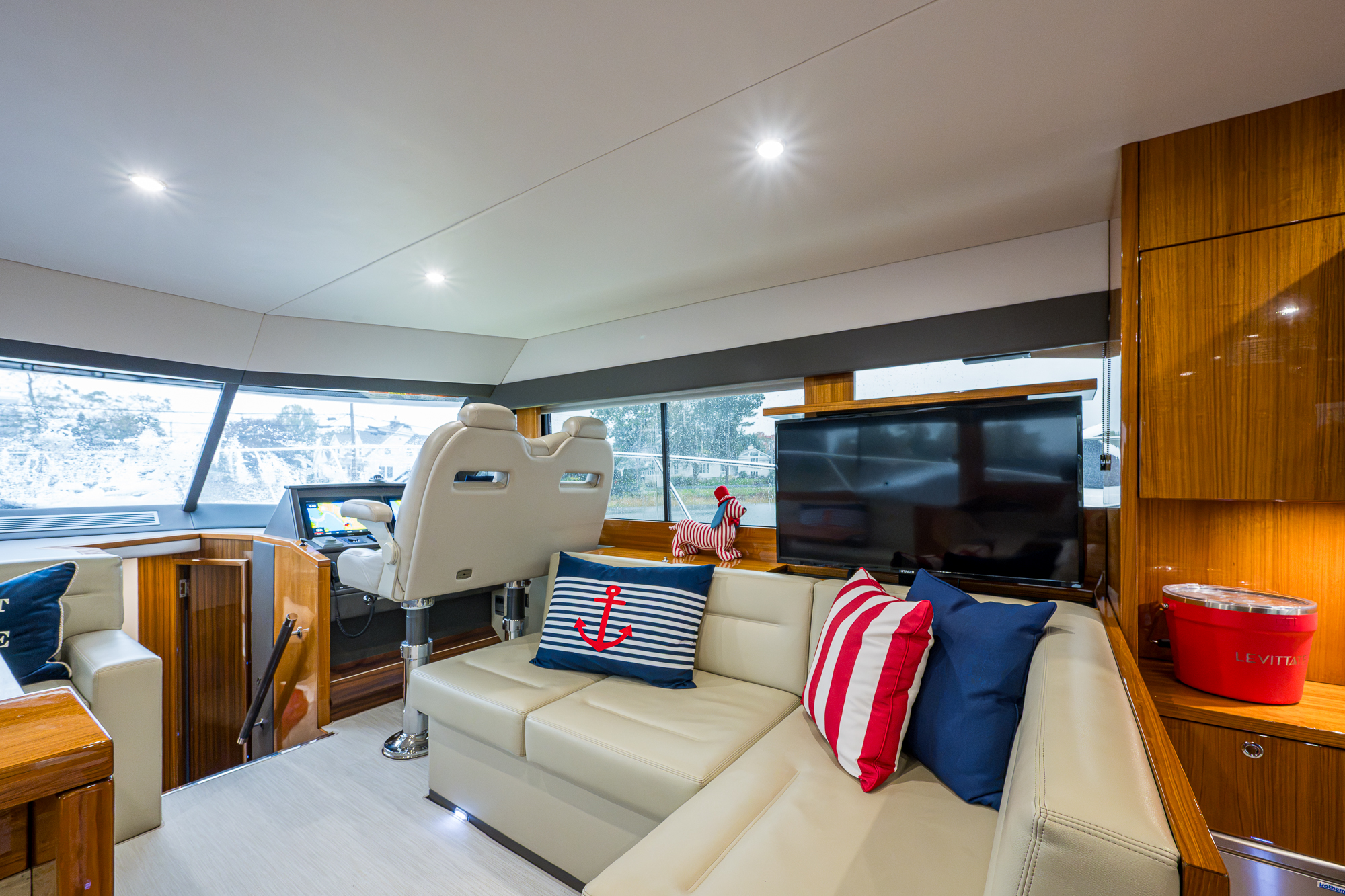 Levittate yacht photo 33
