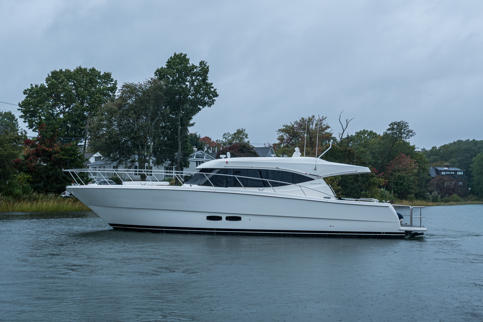 Levittate yacht photo 5