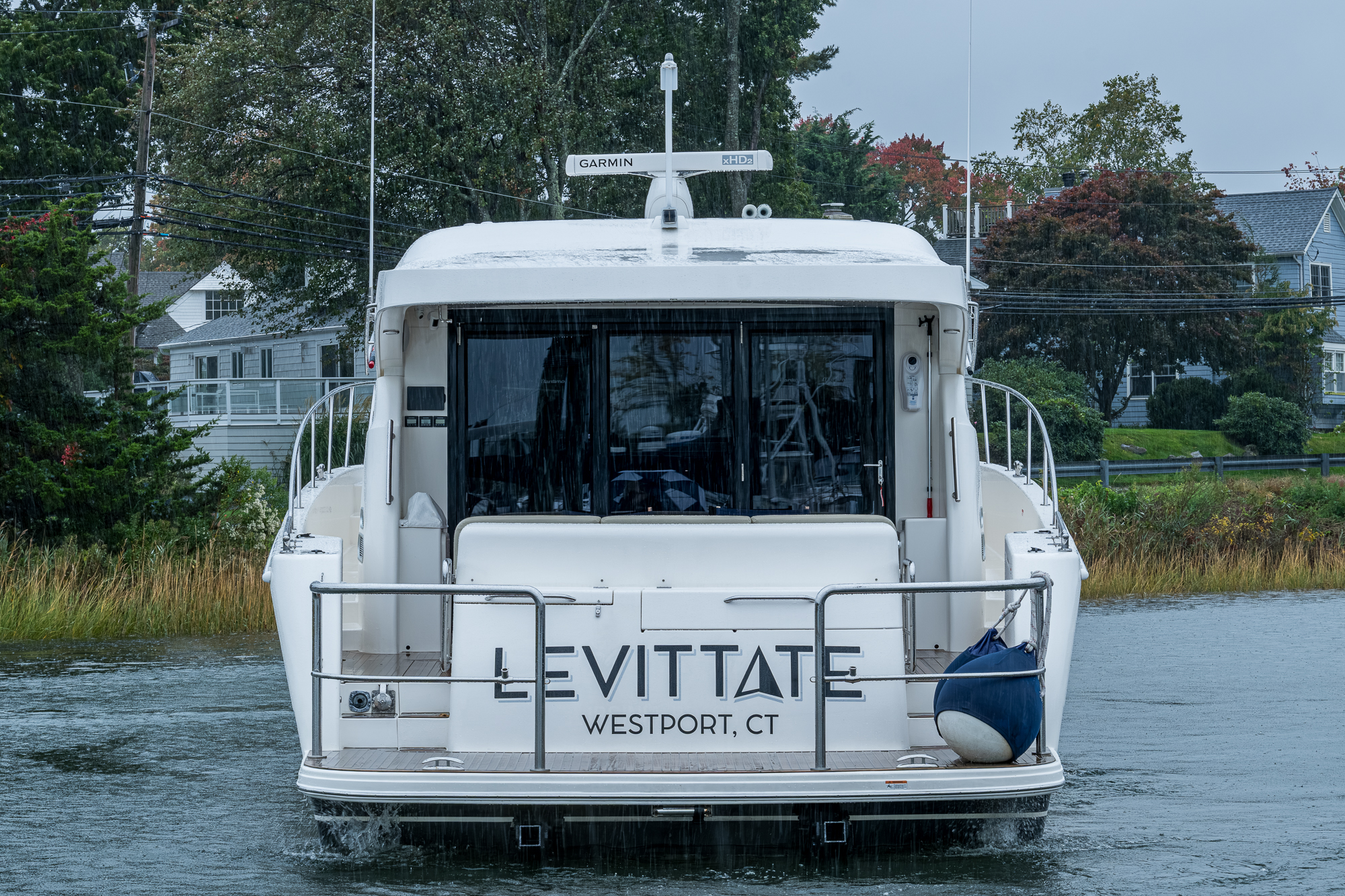 Levittate yacht photo 10