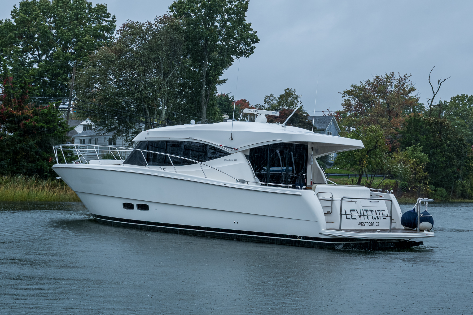 Levittate yacht photo 6