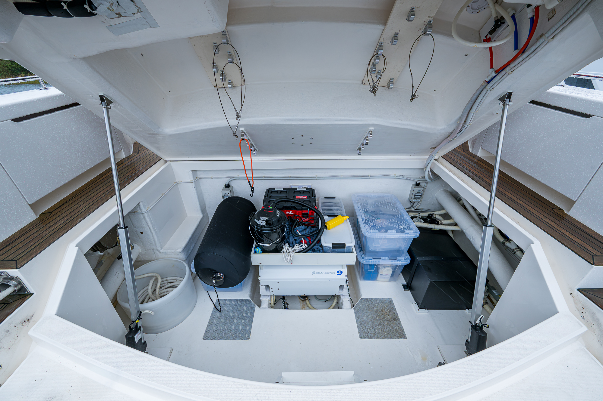 Levittate yacht photo 24