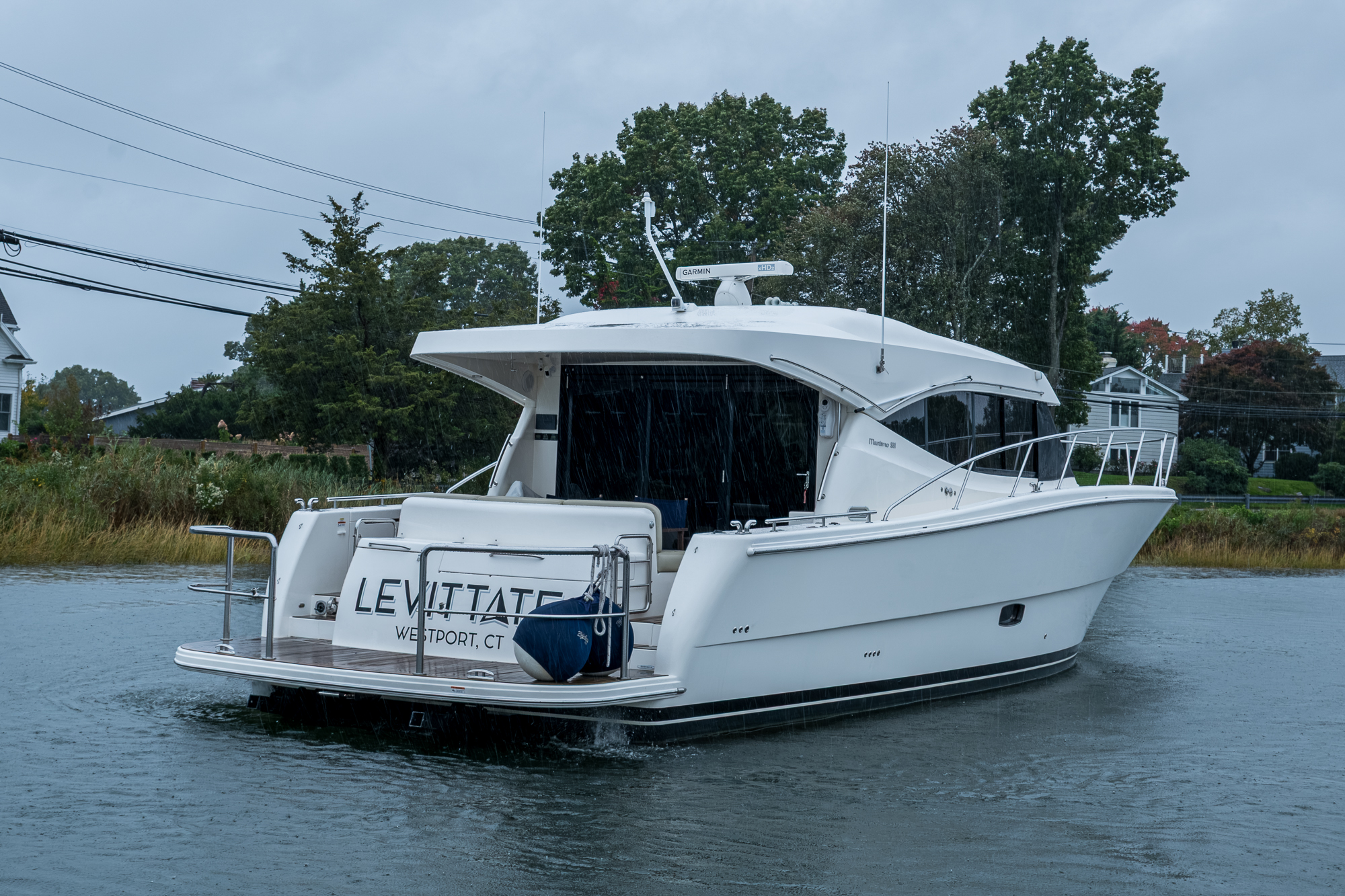 Levittate yacht photo 12
